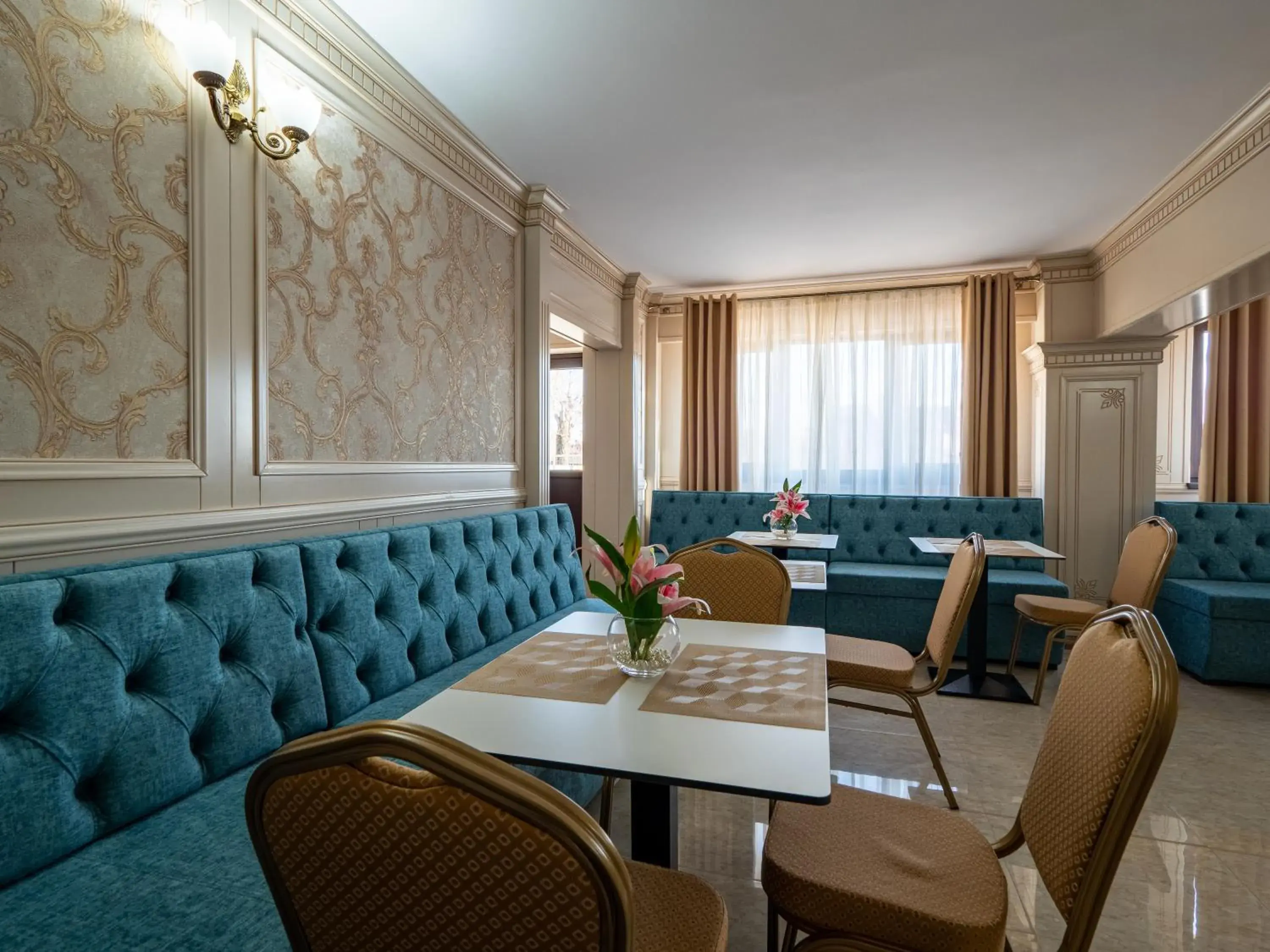Restaurant/places to eat in Hotel Orient Galati Restaurant/places to eat in Hotel Orient Galati