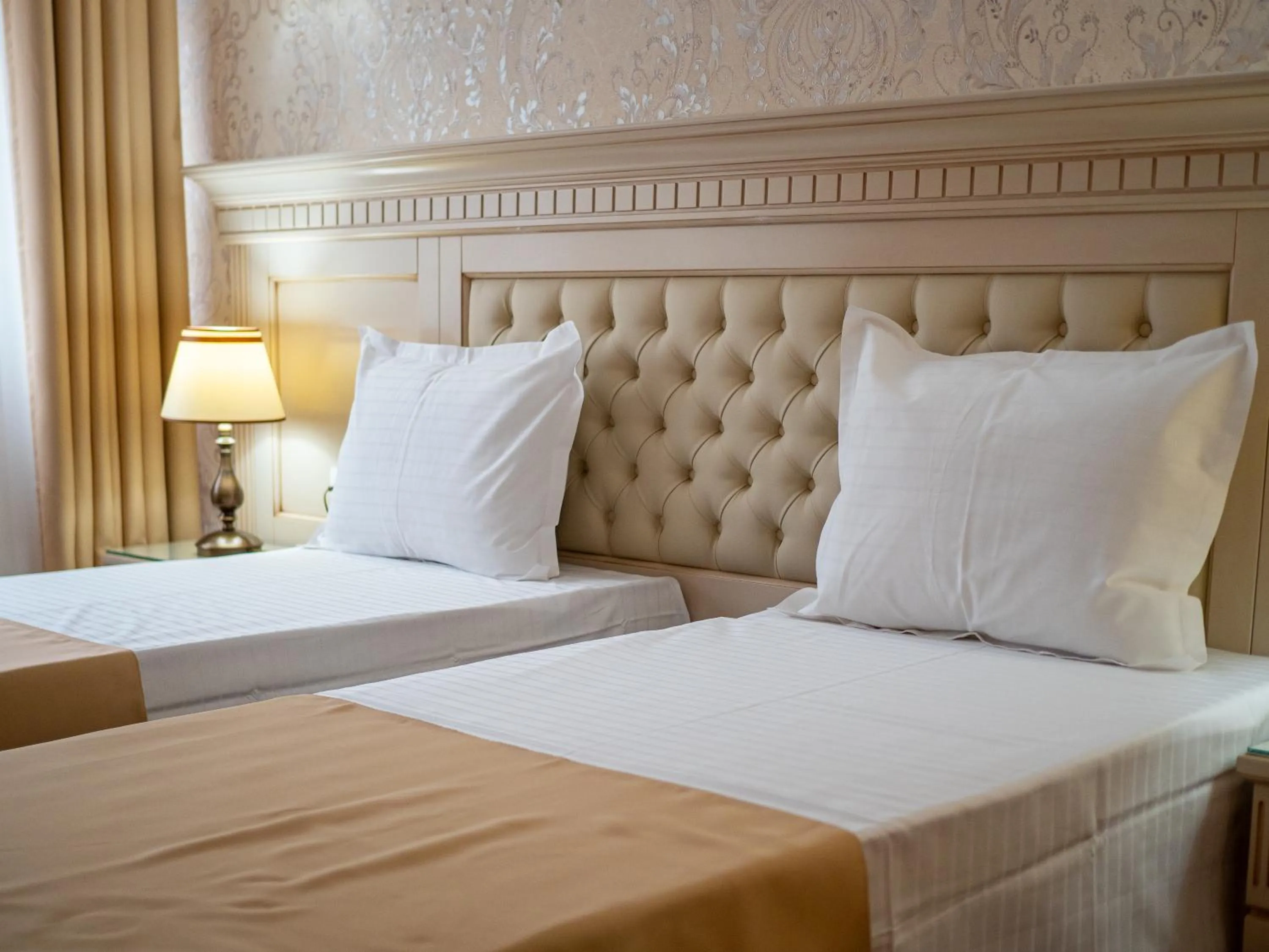 Bed in Hotel Orient Galati