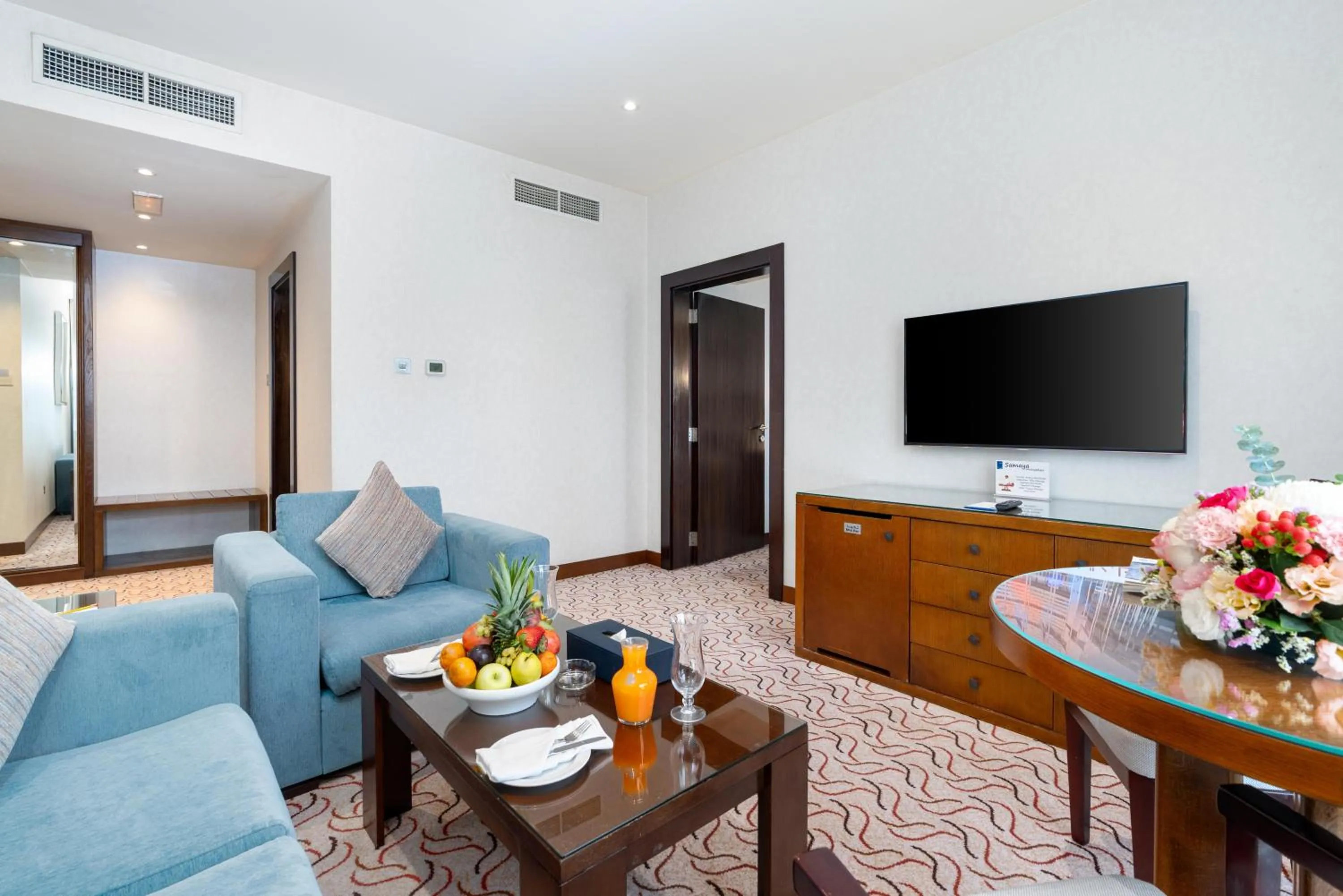 Seating area in Samaya Hotel Deira