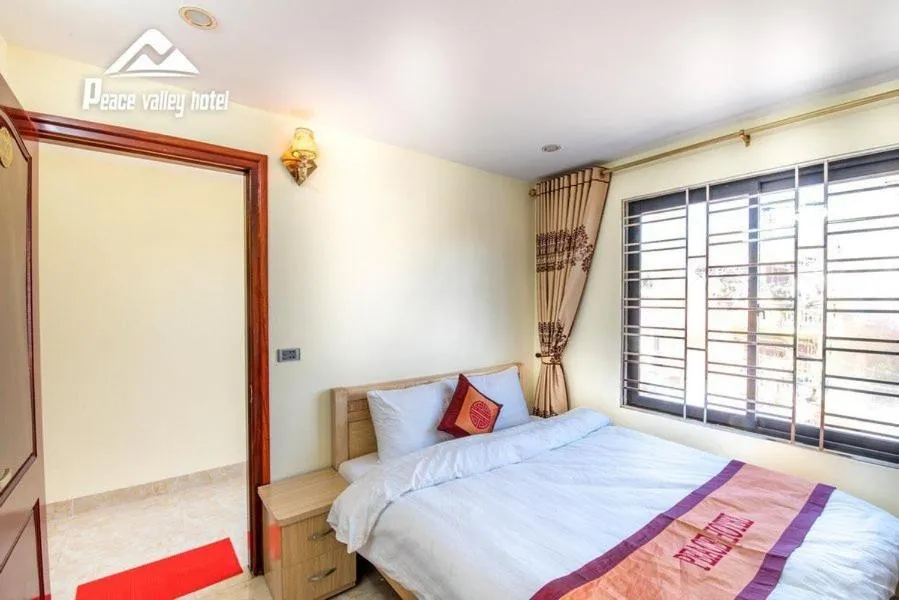 Bed in SaPa Peace Valley hotel