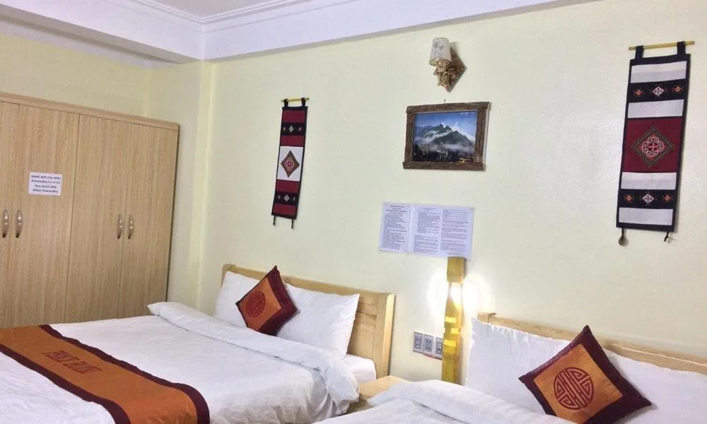 Bed in SaPa Peace Valley hotel