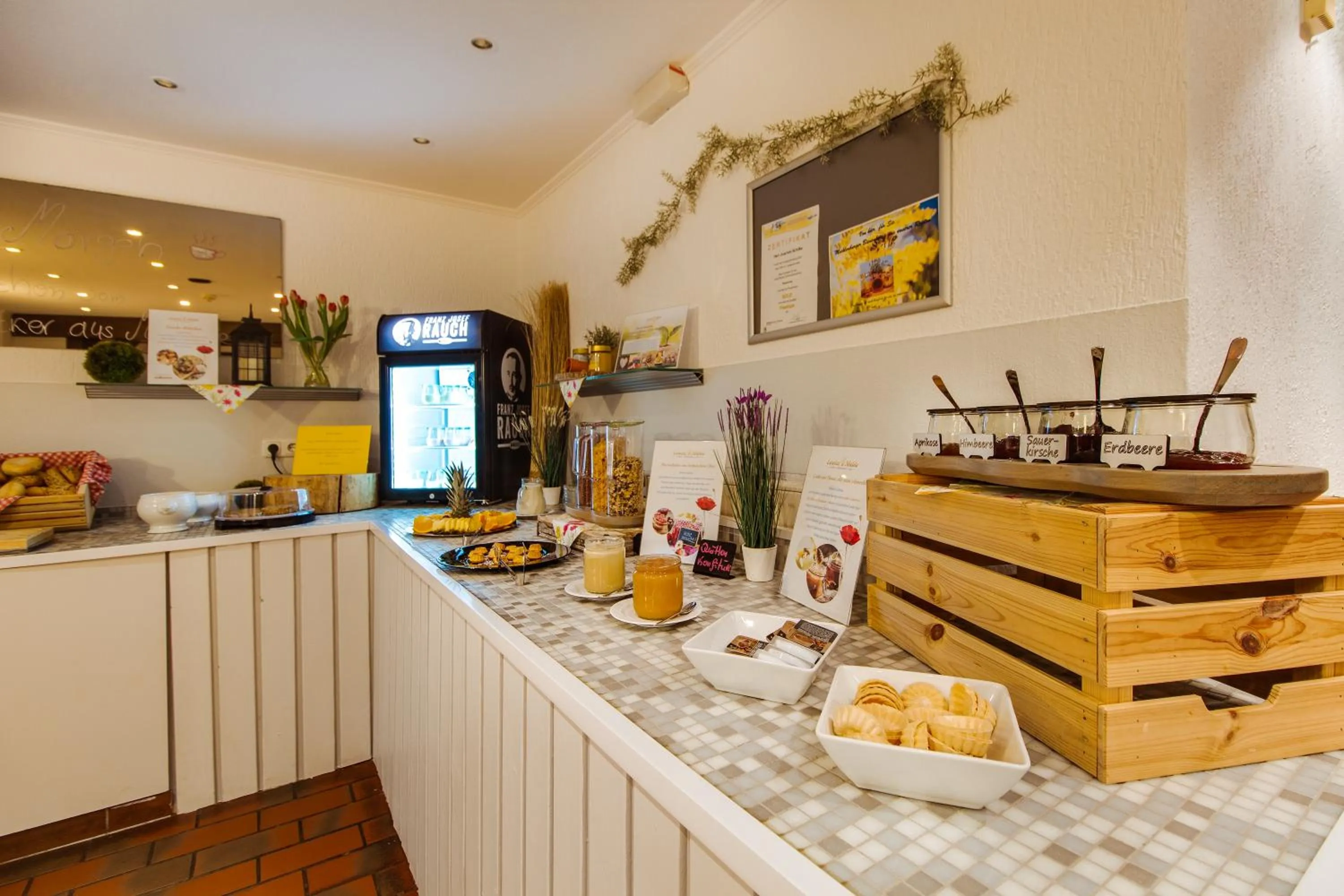 Buffet breakfast in Landhotel Lewitz Mühle