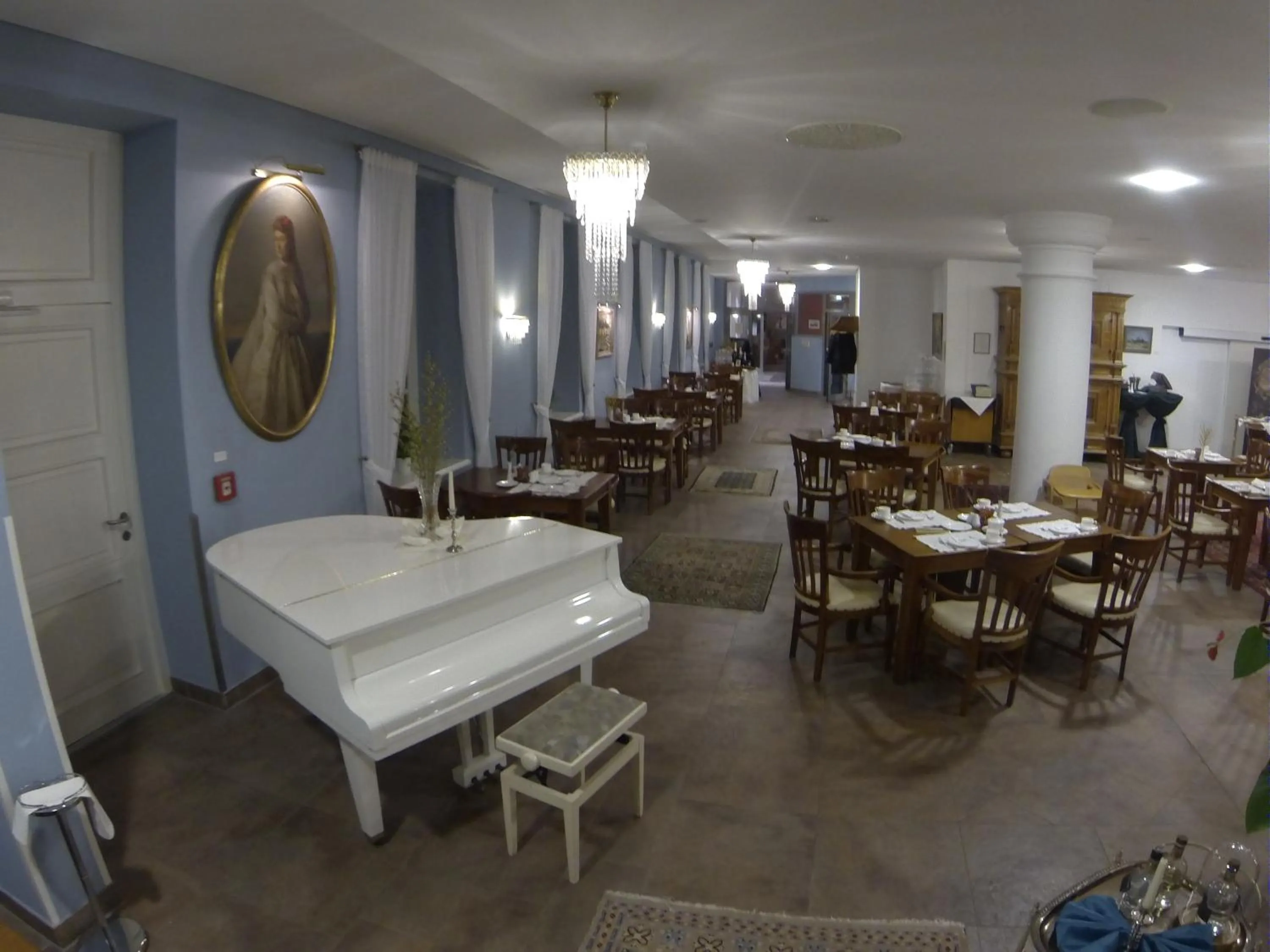 Restaurant/places to eat in Hotel Badehaus Goor