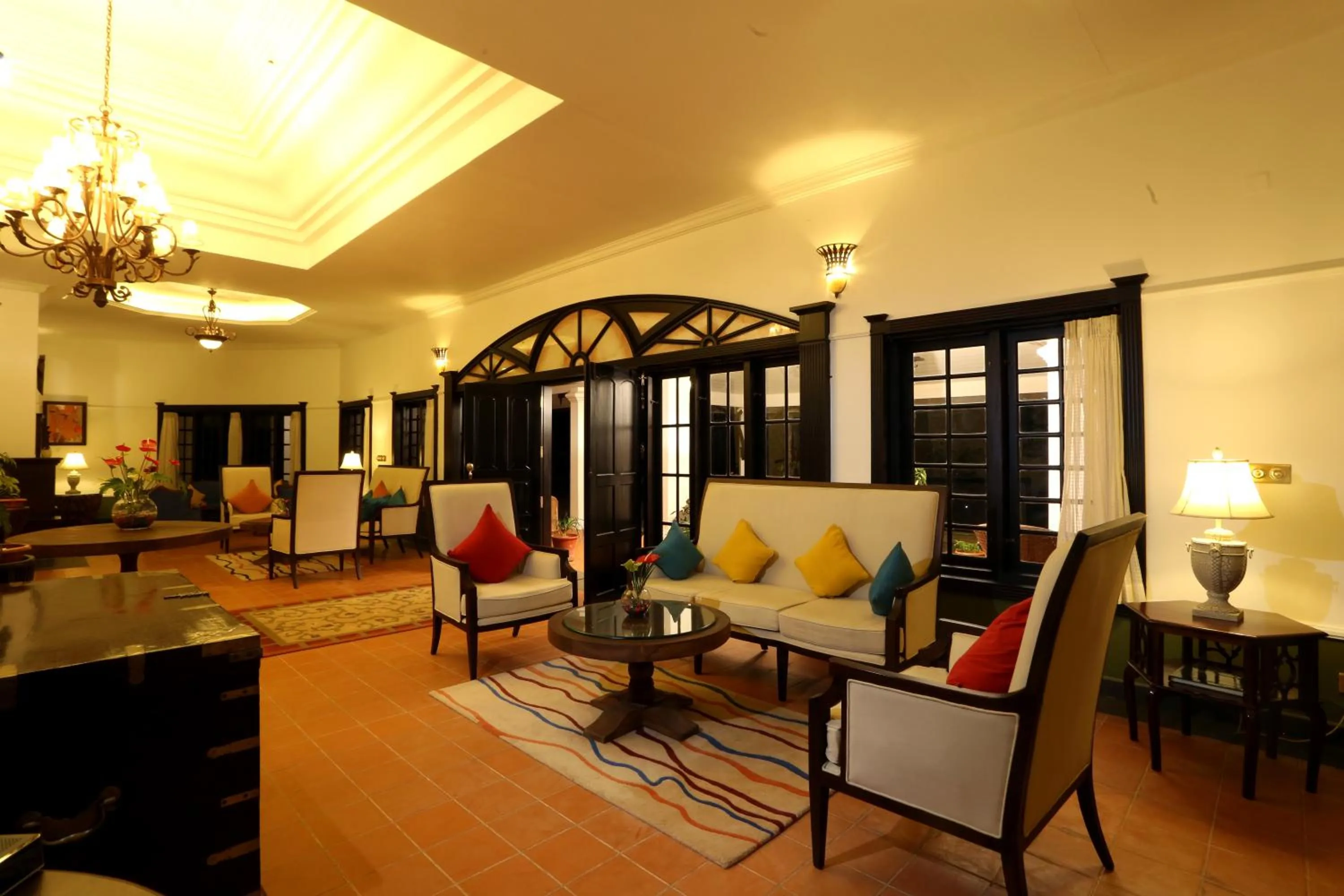 Living room in Parisons Plantation Experiences by Abad