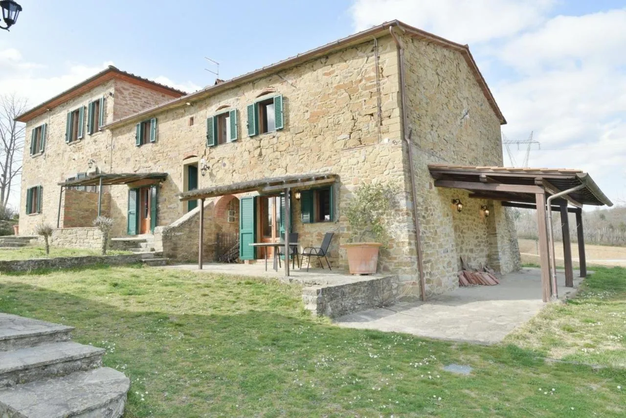 Property building in Agriturismo I Poggilunghi