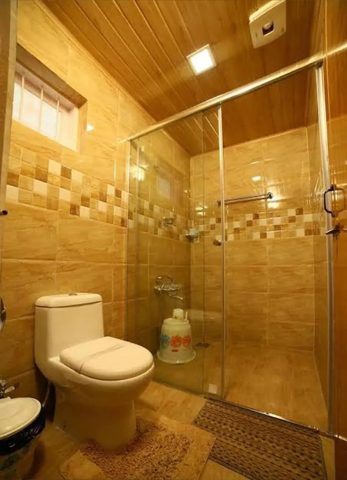 Bathroom in Holiday Heaven Munnar Bathroom in Holiday Heaven Munnar