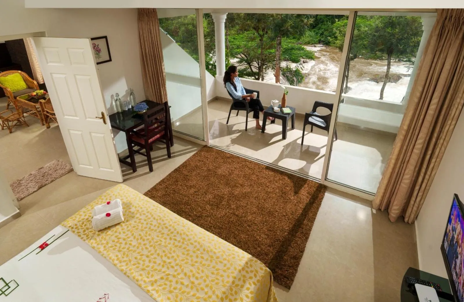 Photo of the whole room in Blanket Riverside Resort and Spa