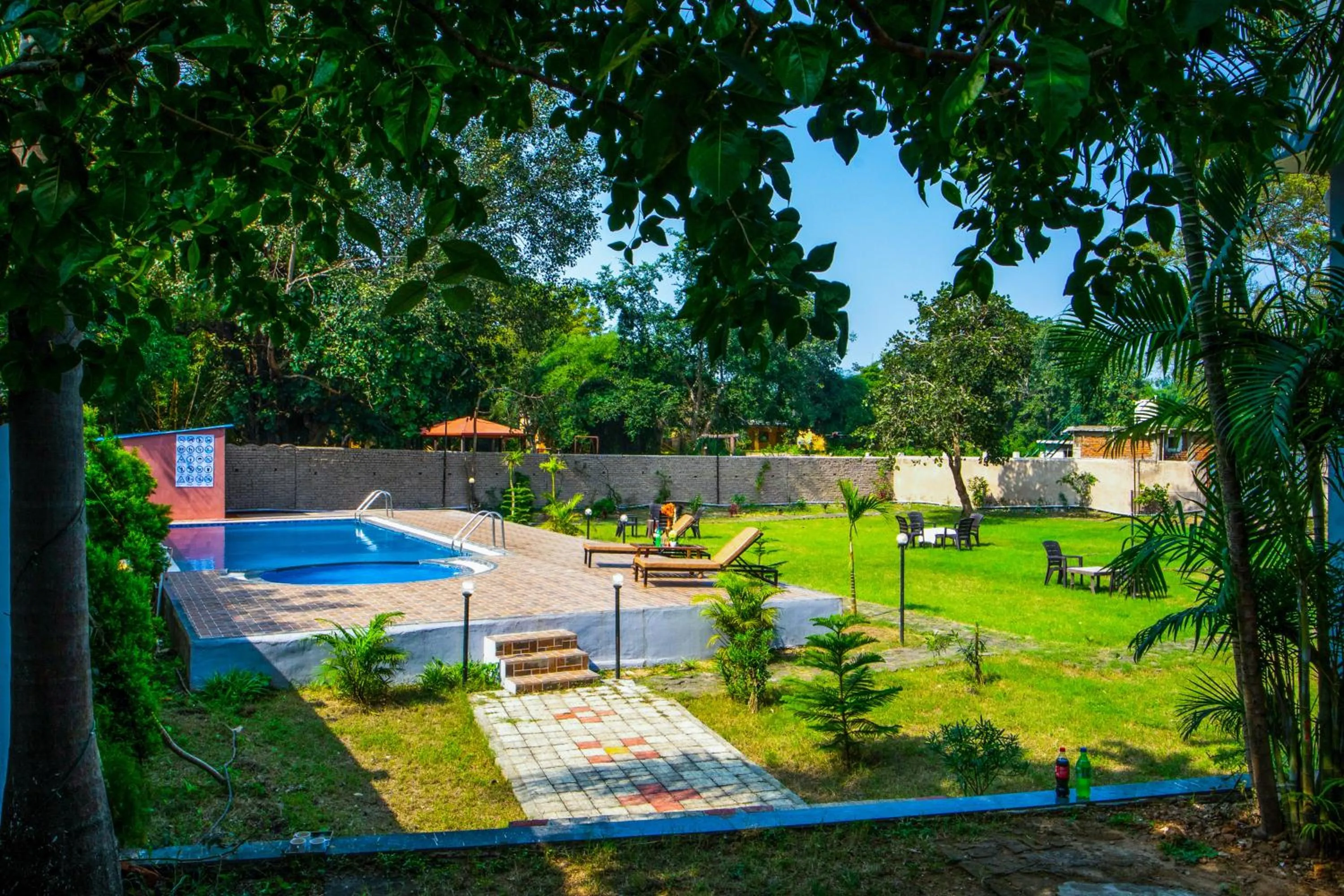 Pool view in Hotel Jungle Palace Resort
