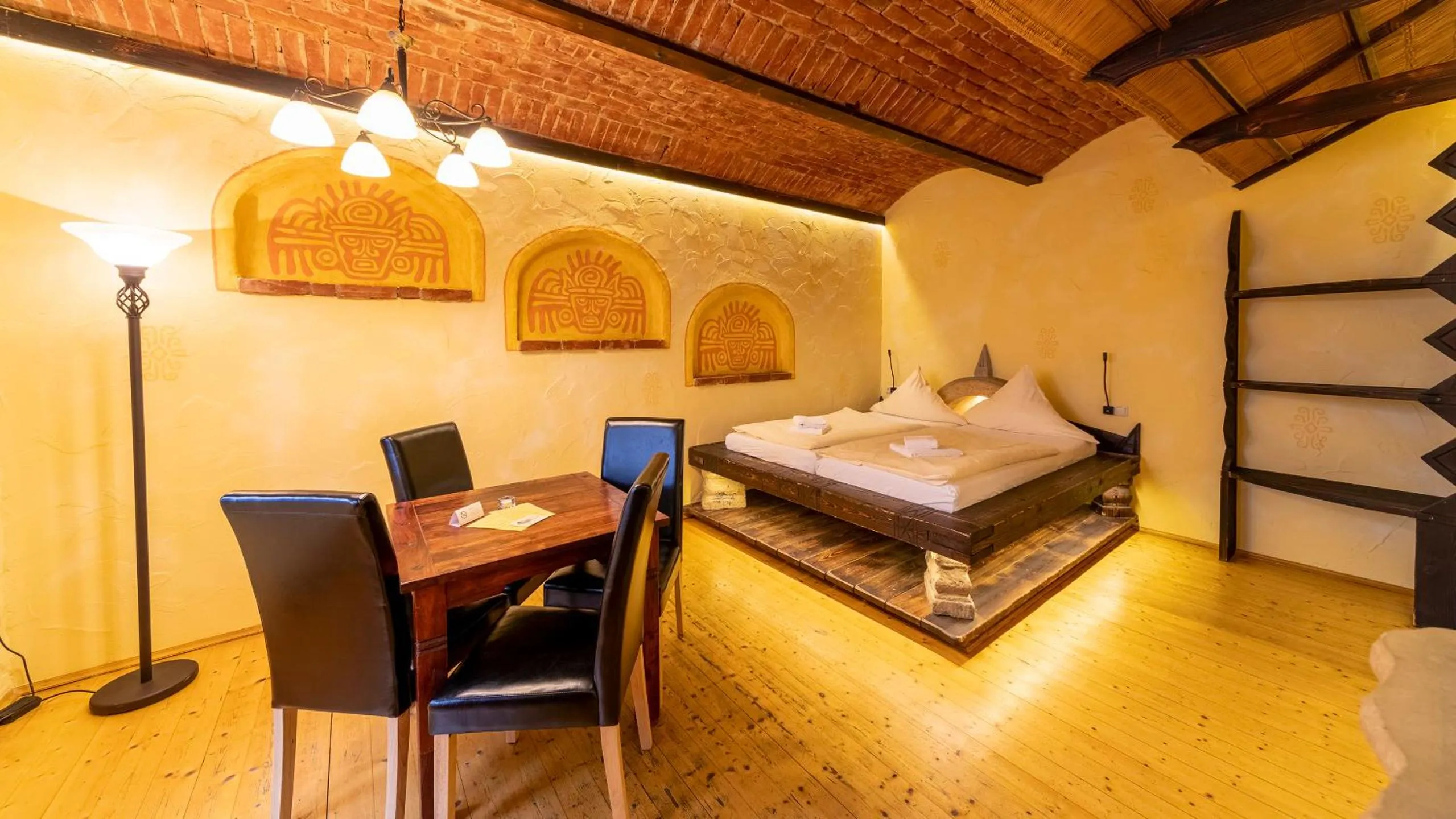 Photo of the whole room, Bed in Gästehaus Mezcalero