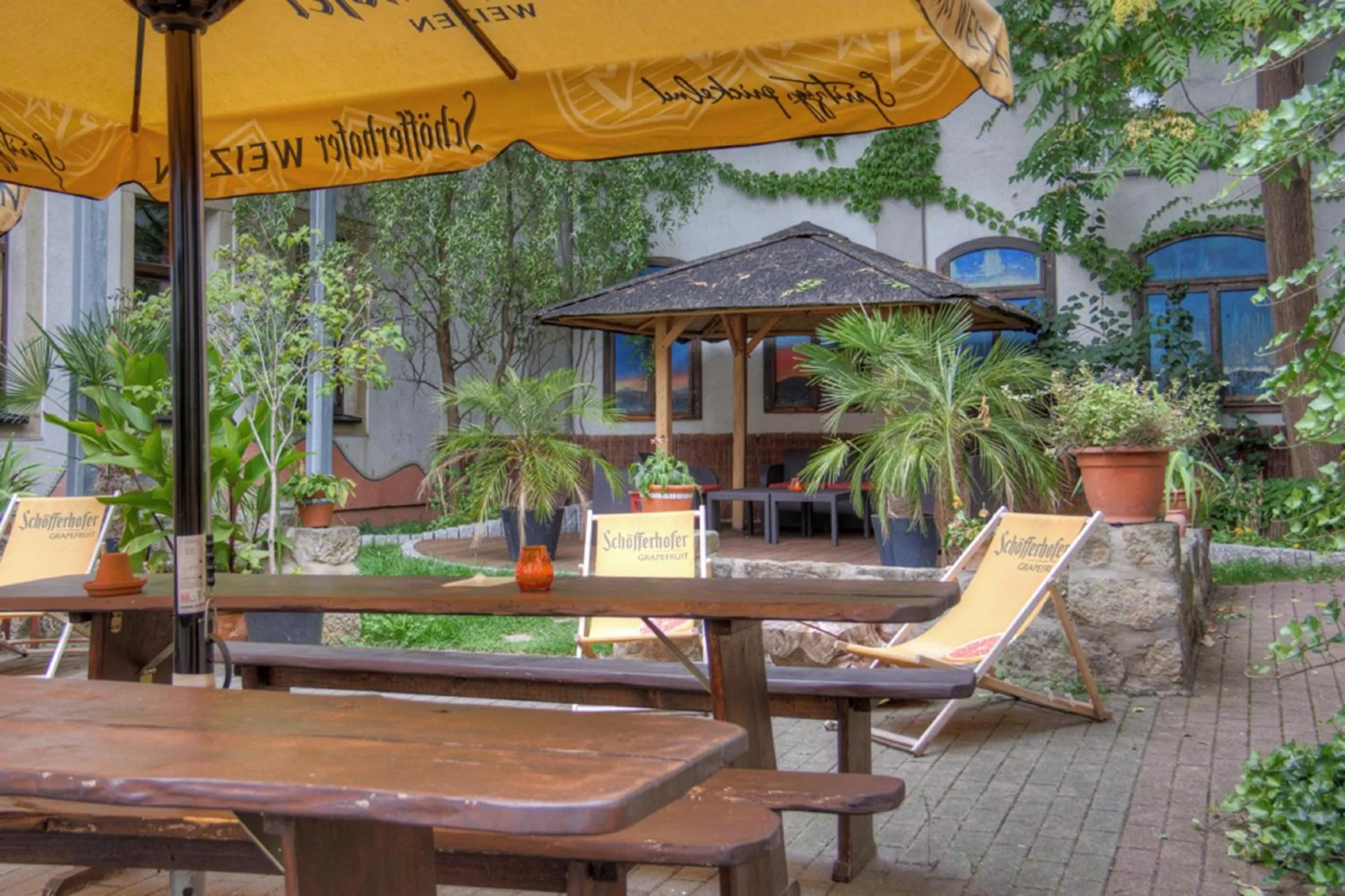 Patio in Gästehaus Mezcalero