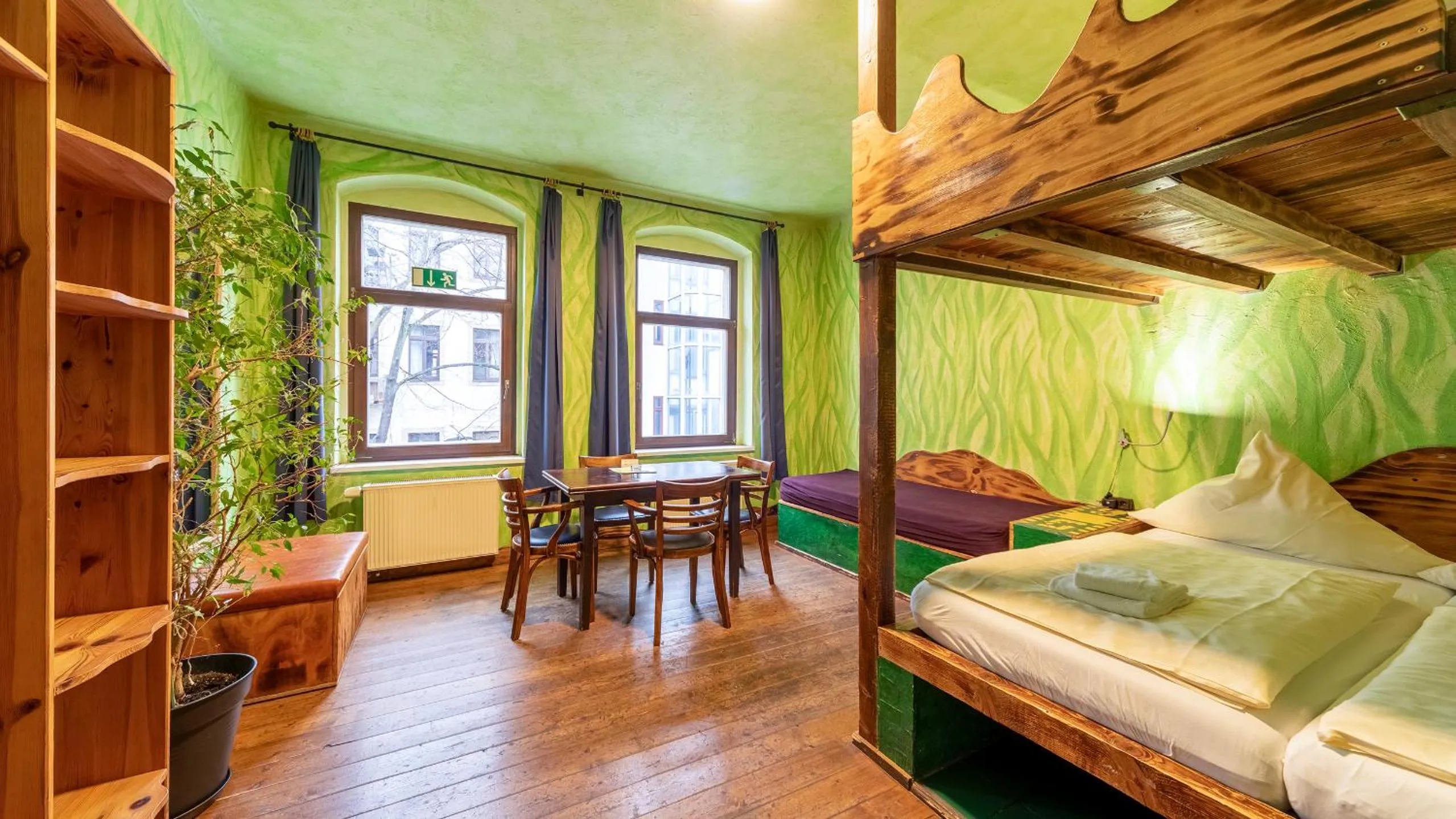 Photo of the whole room, Bed in Gästehaus Mezcalero