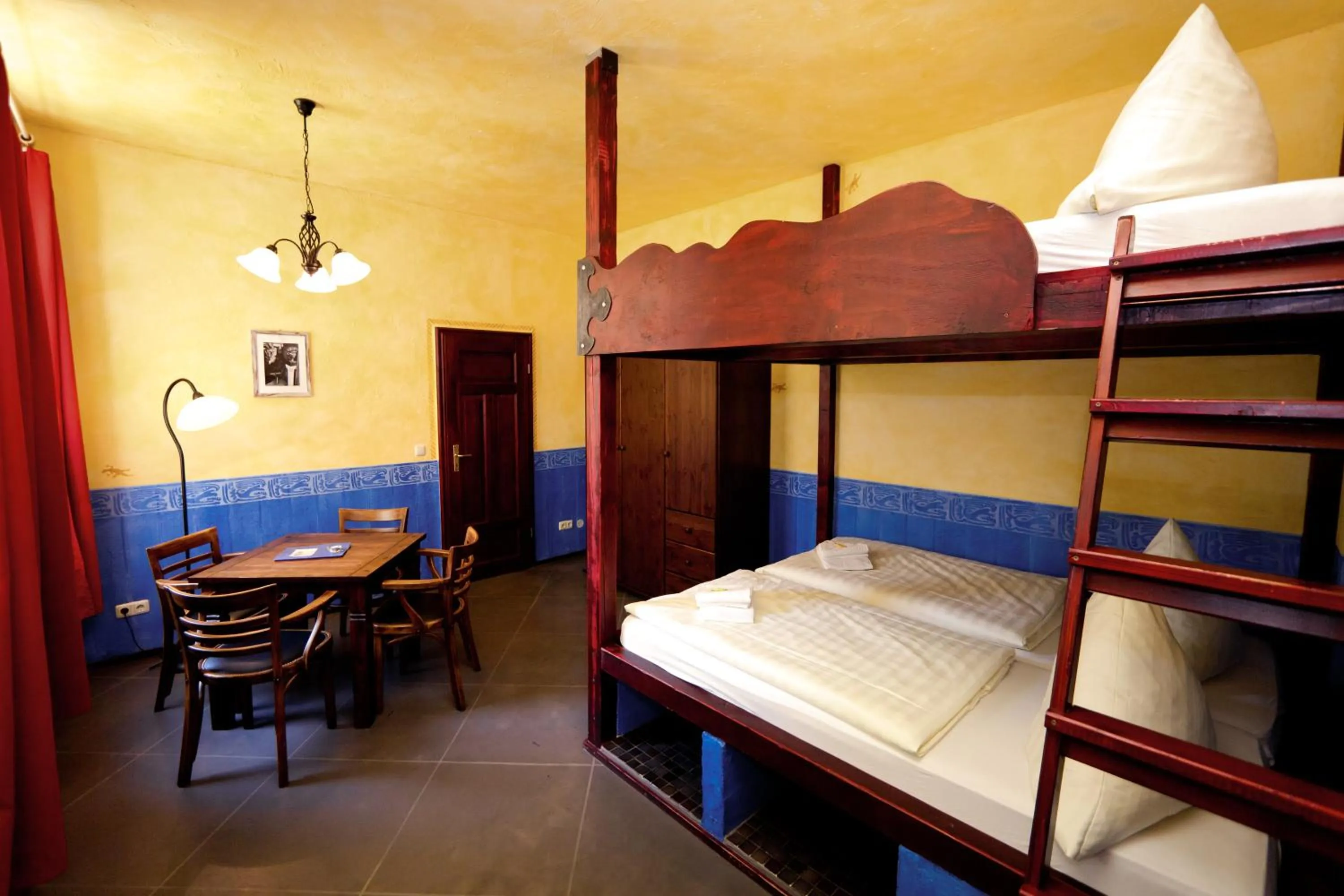 Bed in Gästehaus Mezcalero