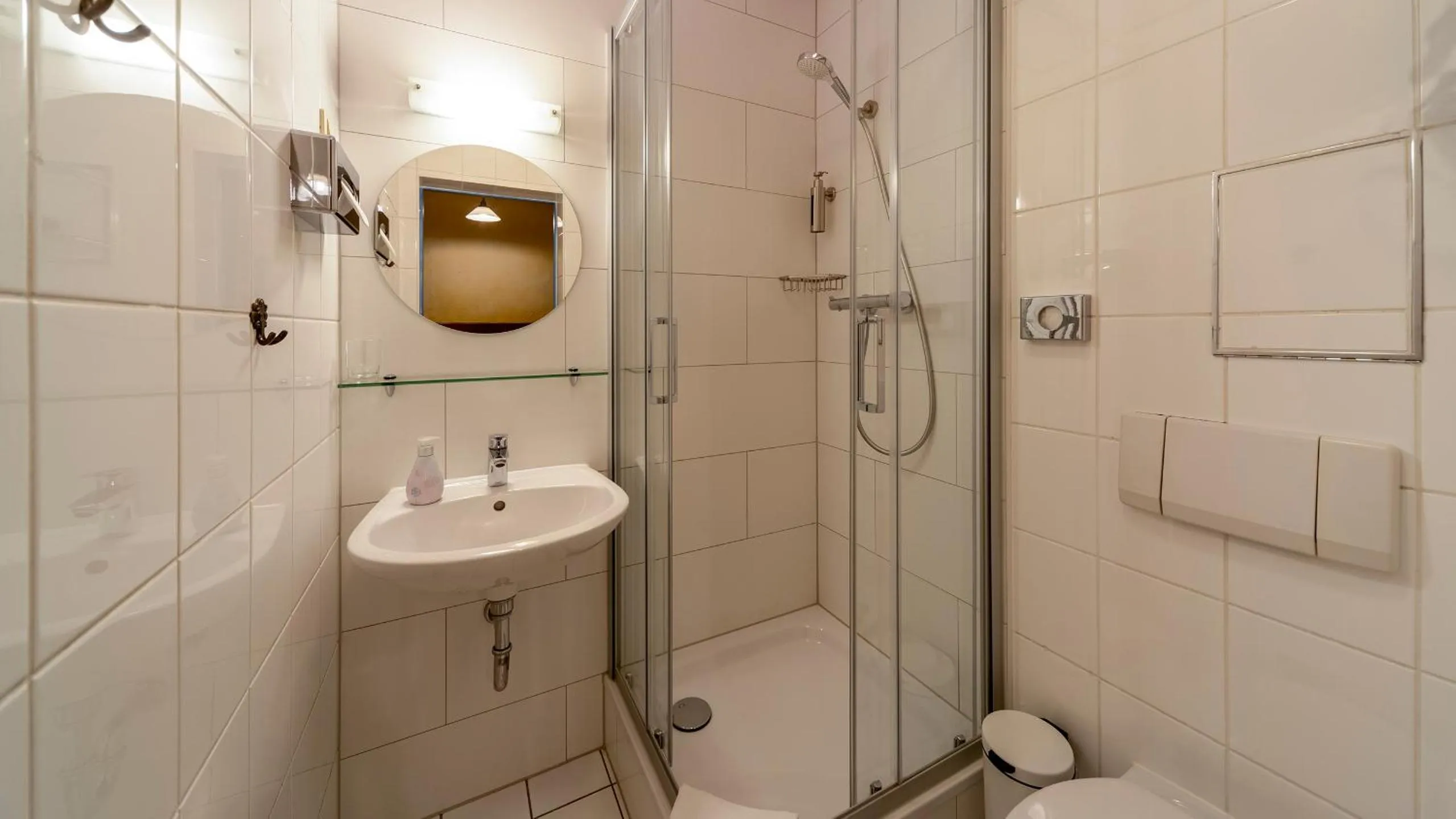 Shower in Gästehaus Mezcalero