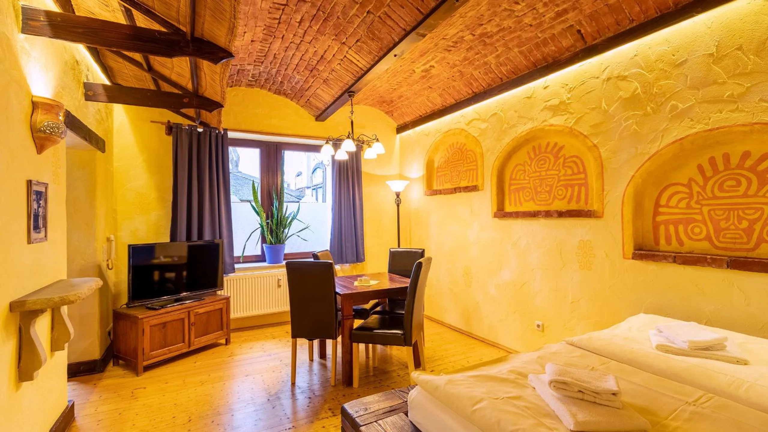 Photo of the whole room, Bed in Gästehaus Mezcalero