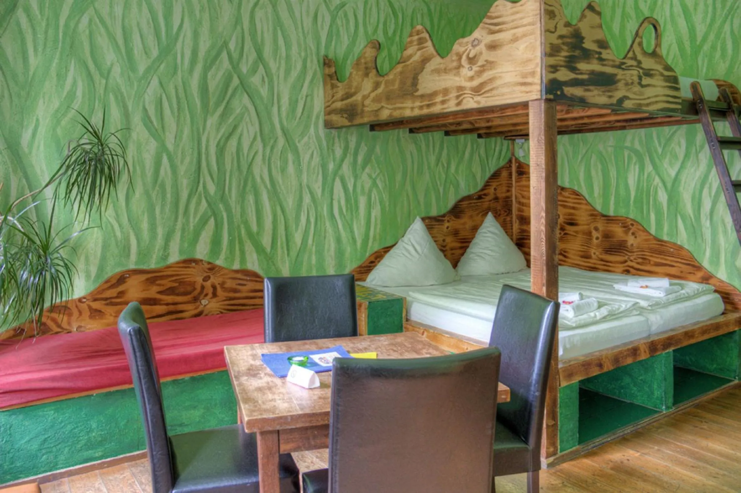 Photo of the whole room, Bed in Gästehaus Mezcalero