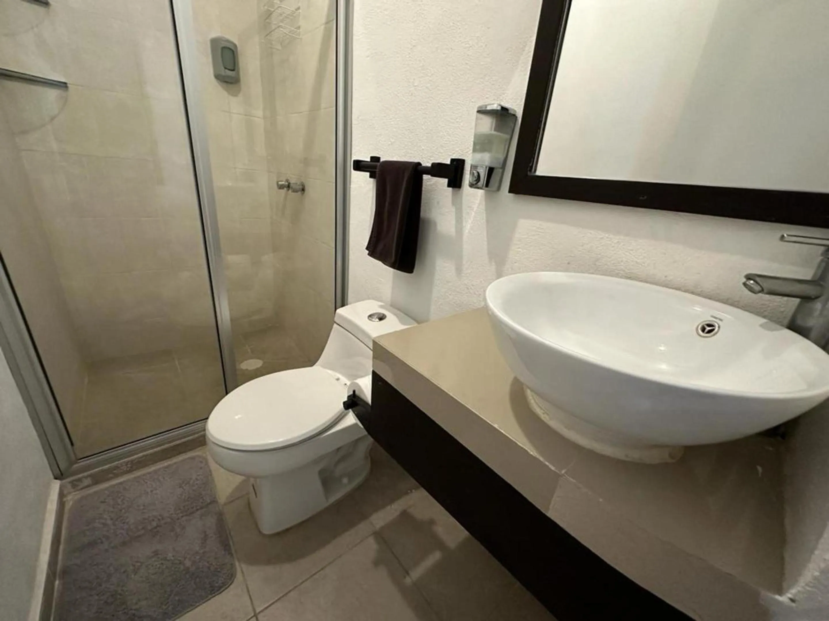 Bathroom in Puerto Morelos Hotel Las Palmas - Near the beach