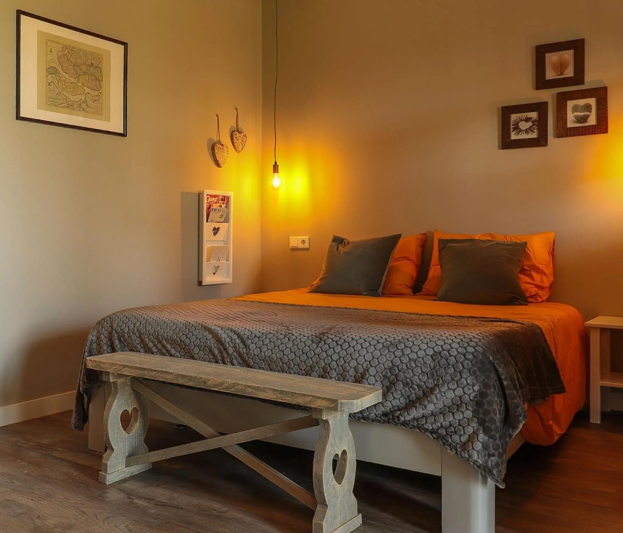 Bed in B&B Buutegeweun