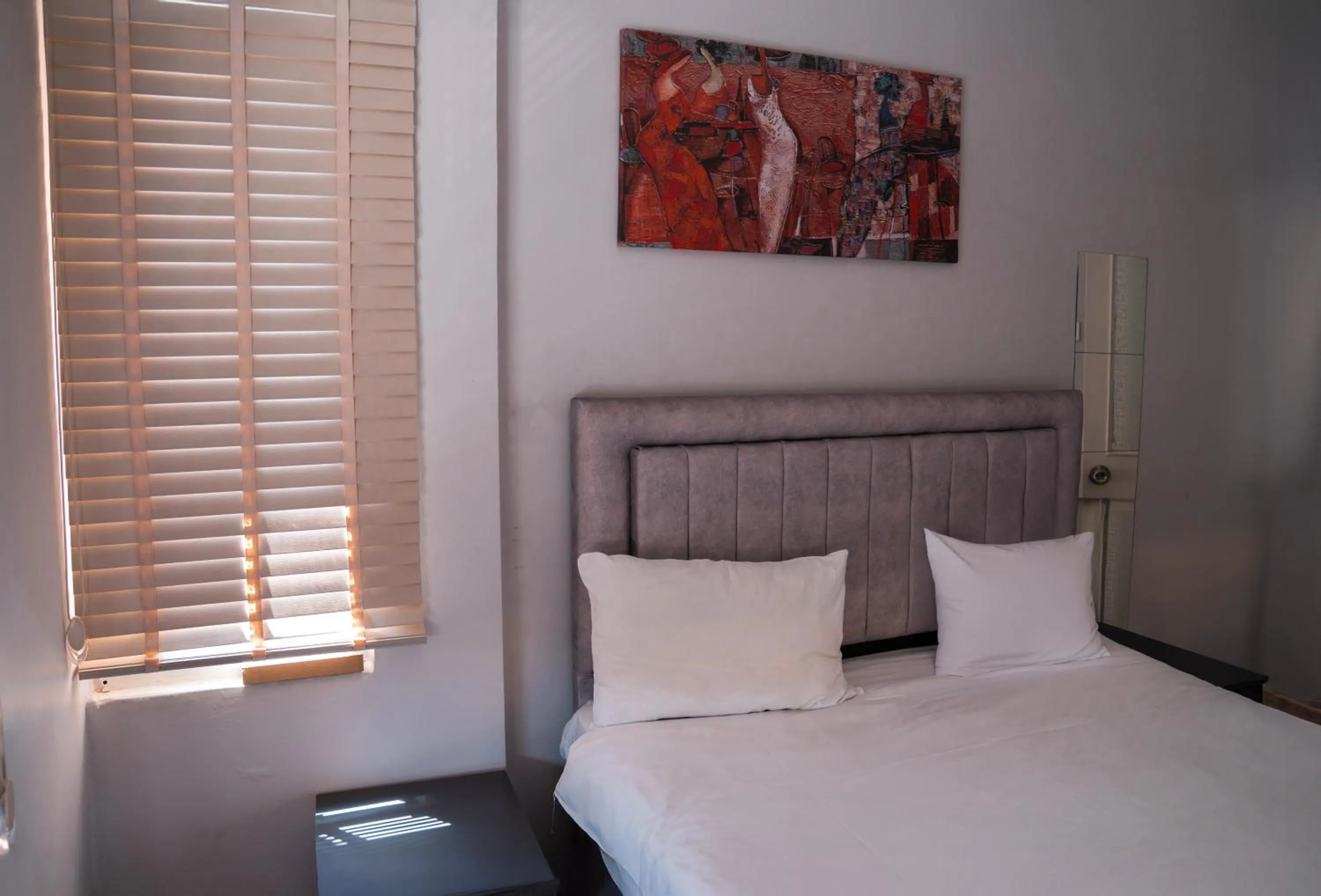 Bed in Taxim No1 Suites