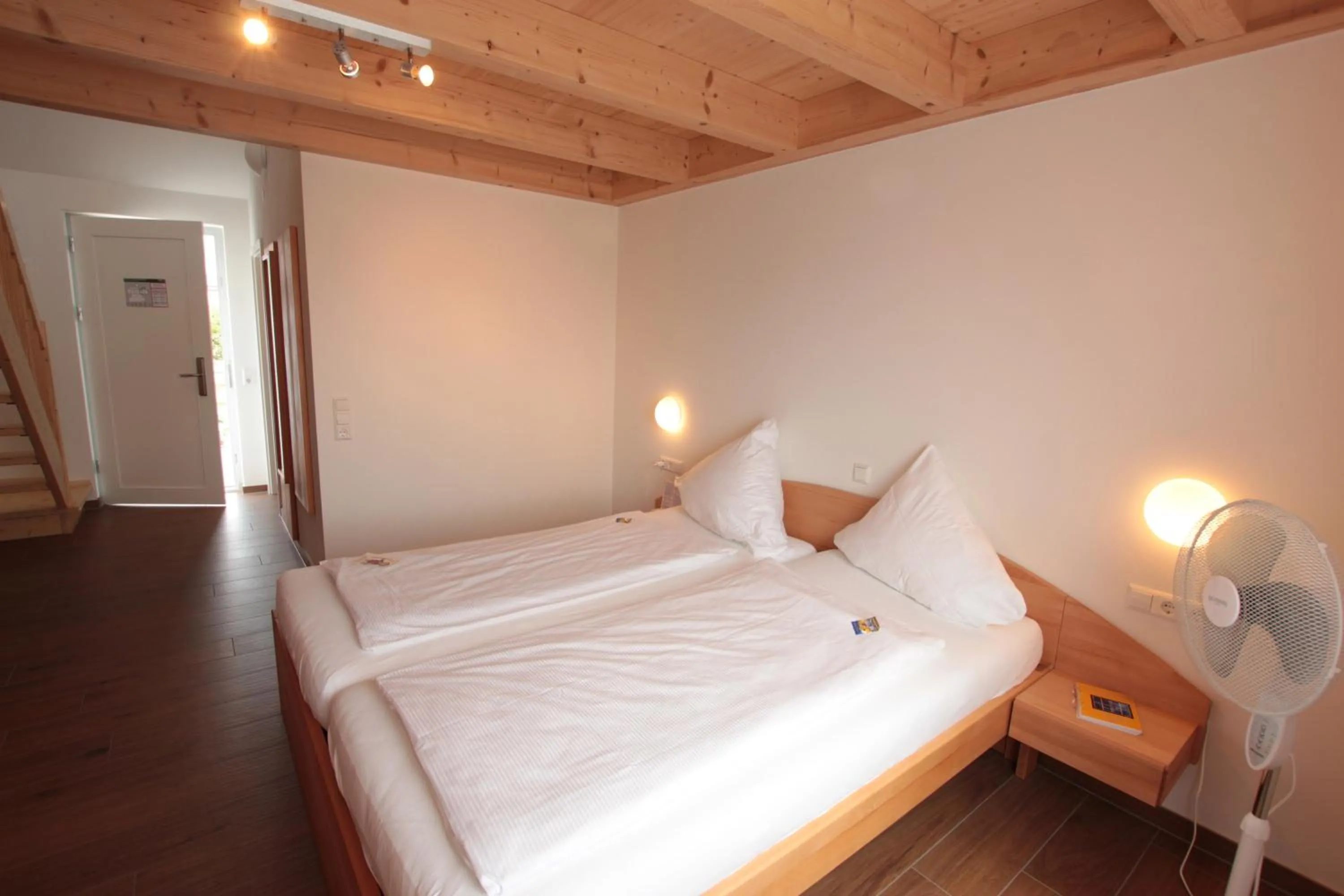 Bed in Hotel Sunnegässle