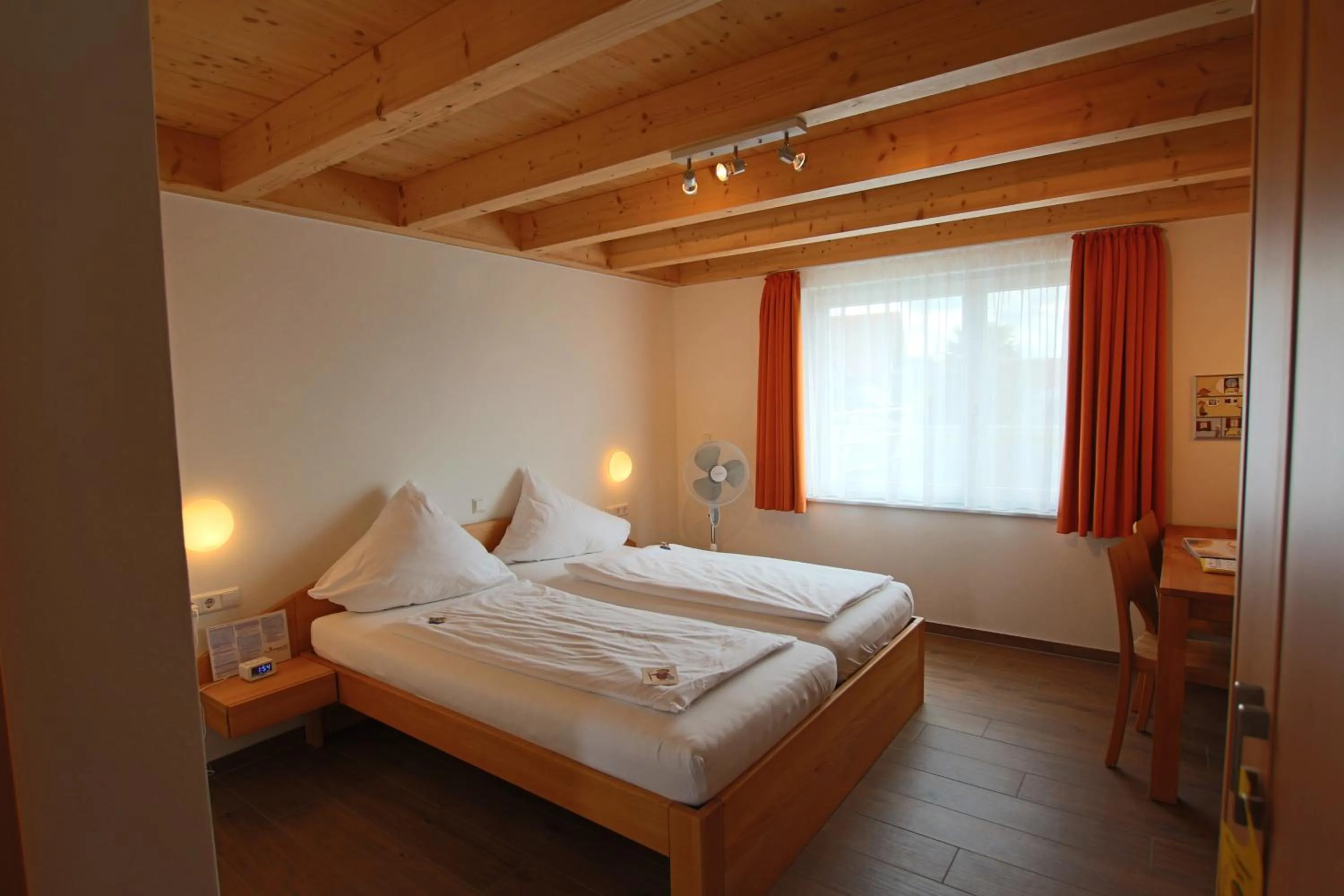 Staff, Bed in Hotel Sunnegässle