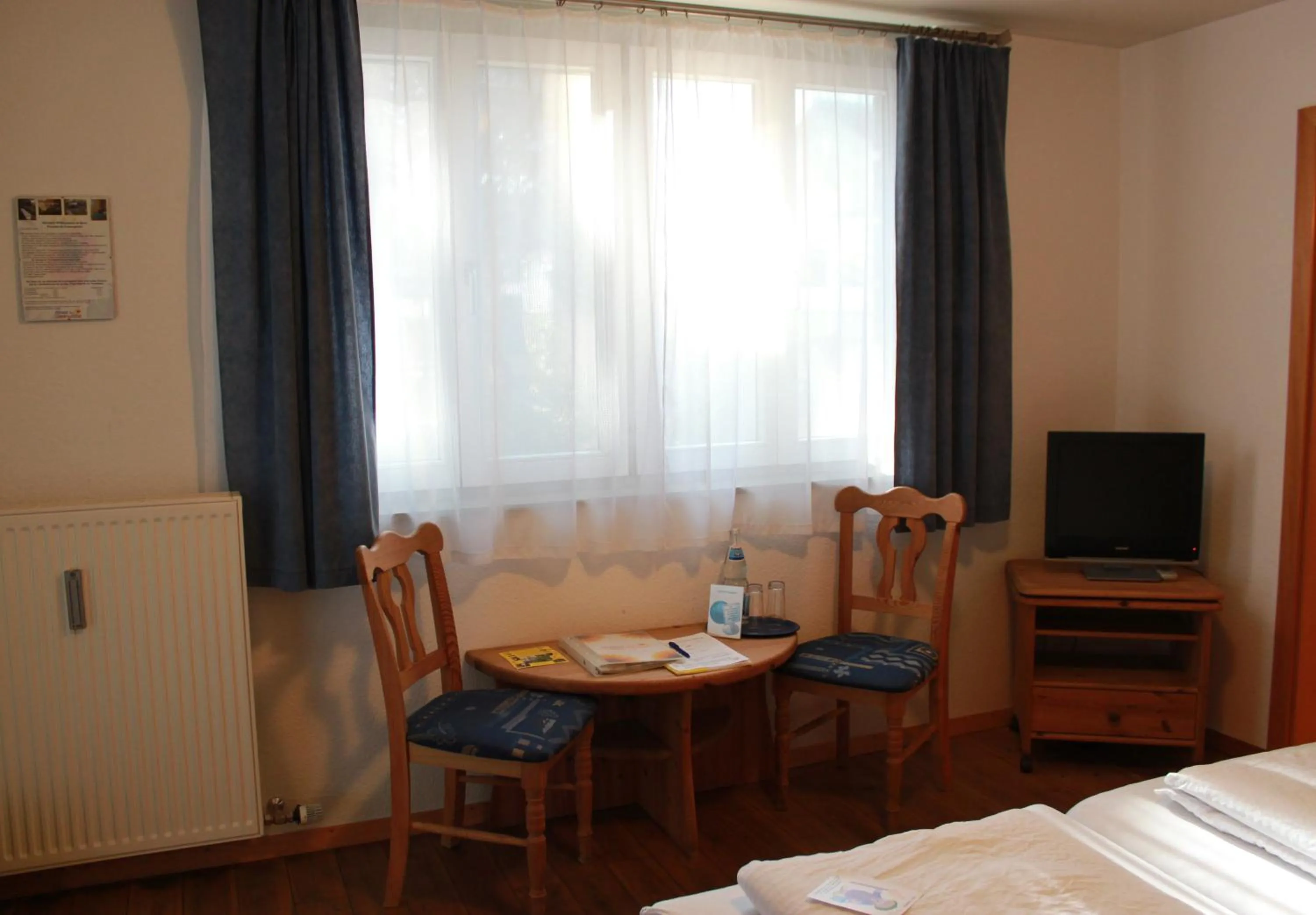 Staff, Bed in Hotel Sunnegässle