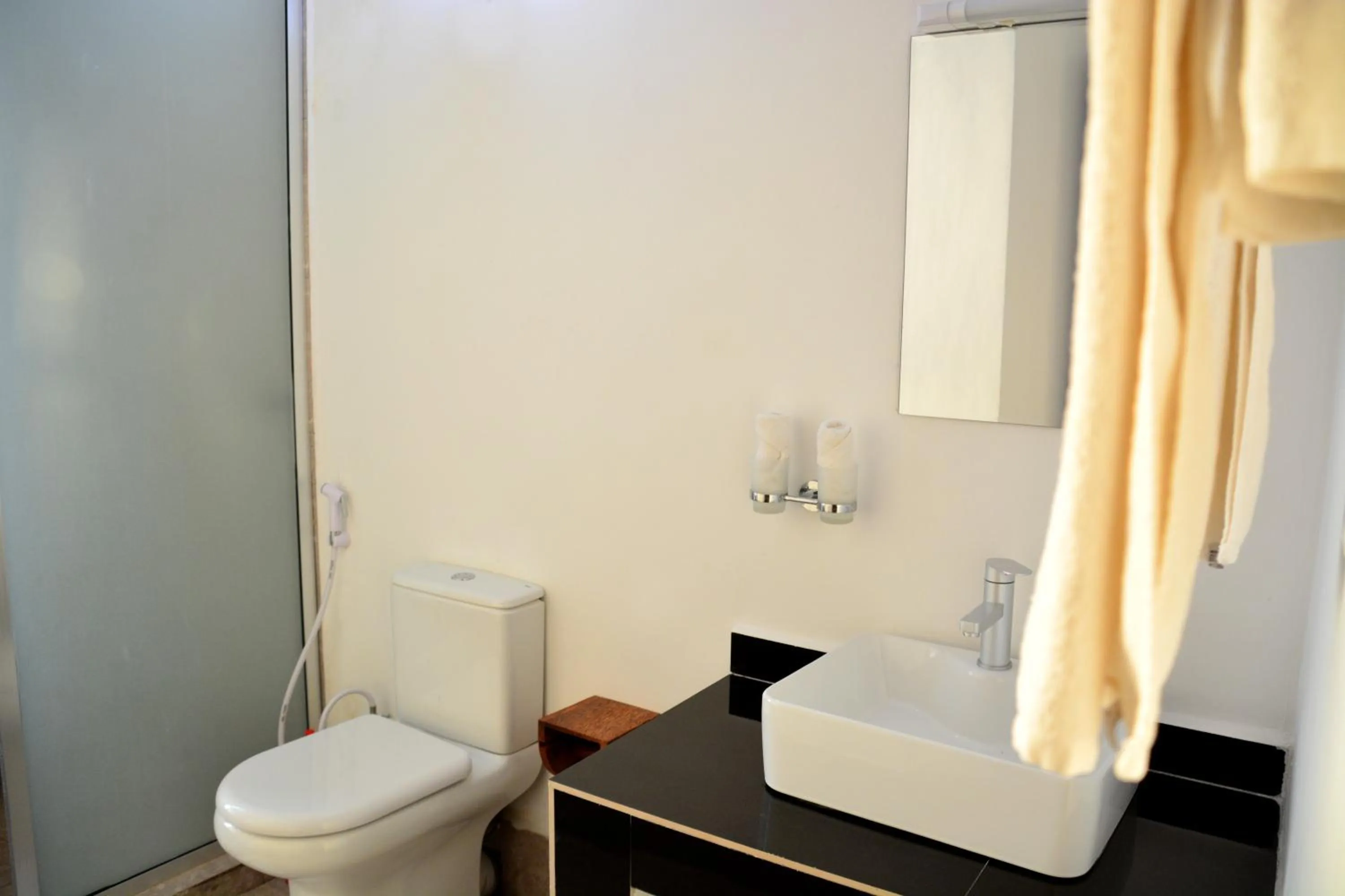 Bathroom in Zanoceanique Hotel