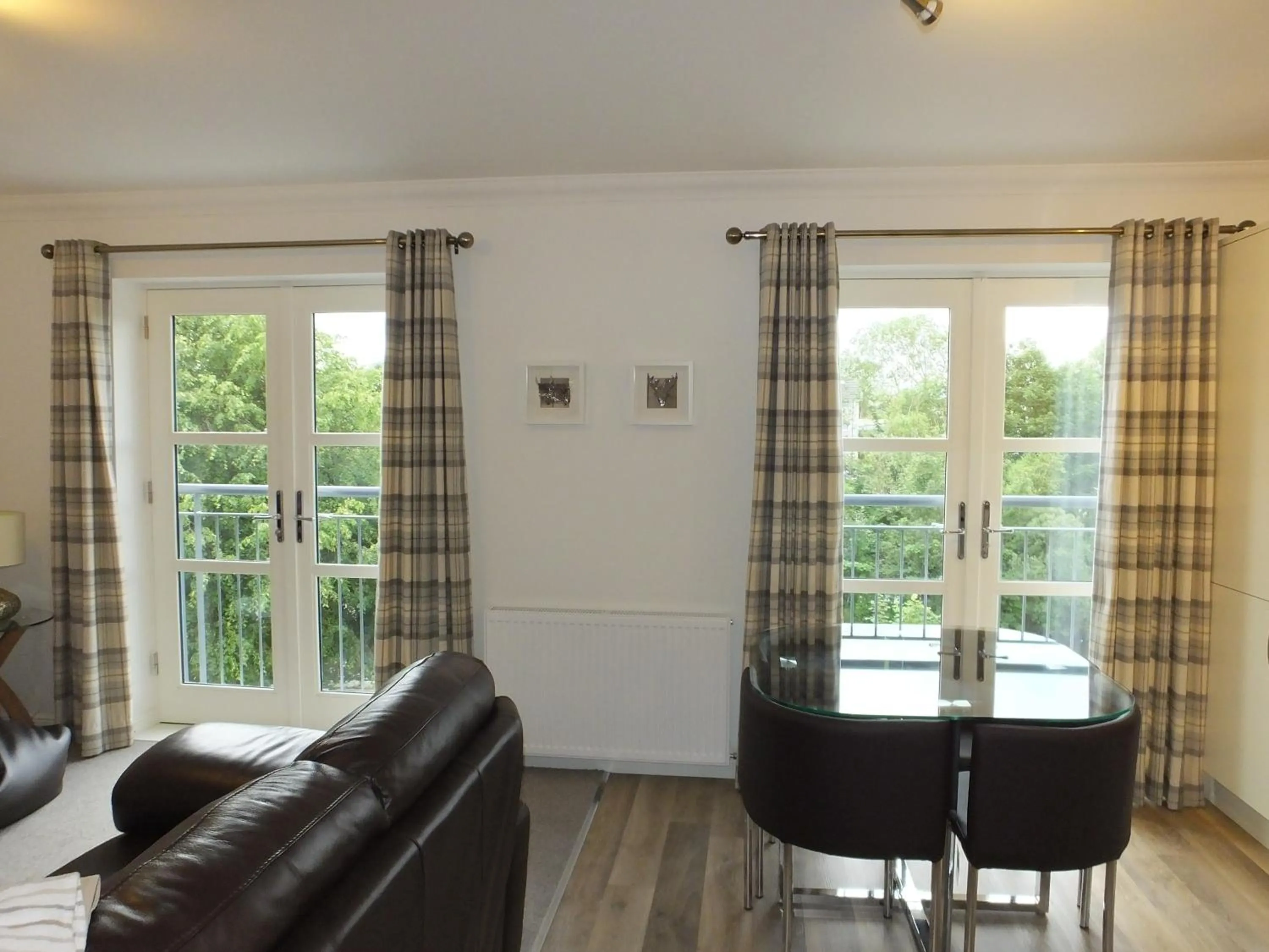 Luxury Riverbank Apartment, Nairn