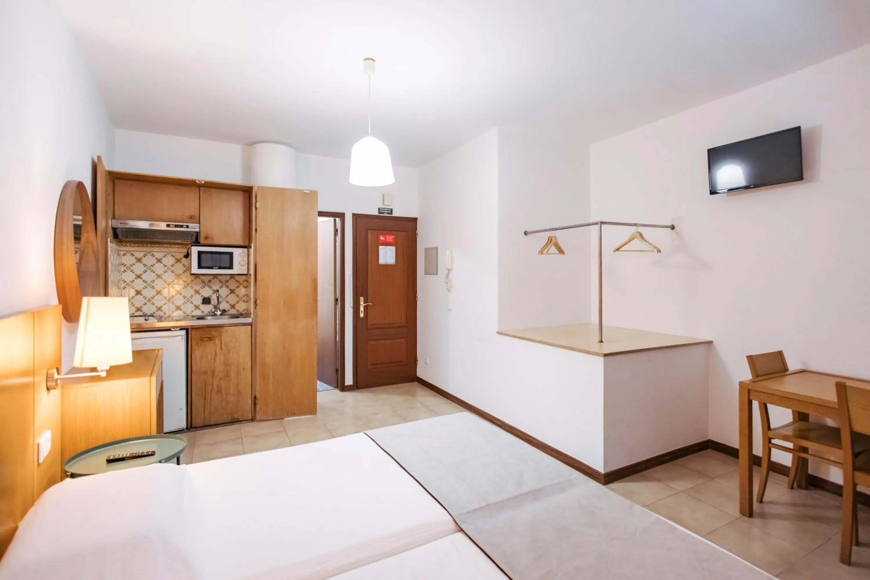 City view, Bed in Murças74 - Studio Apartments