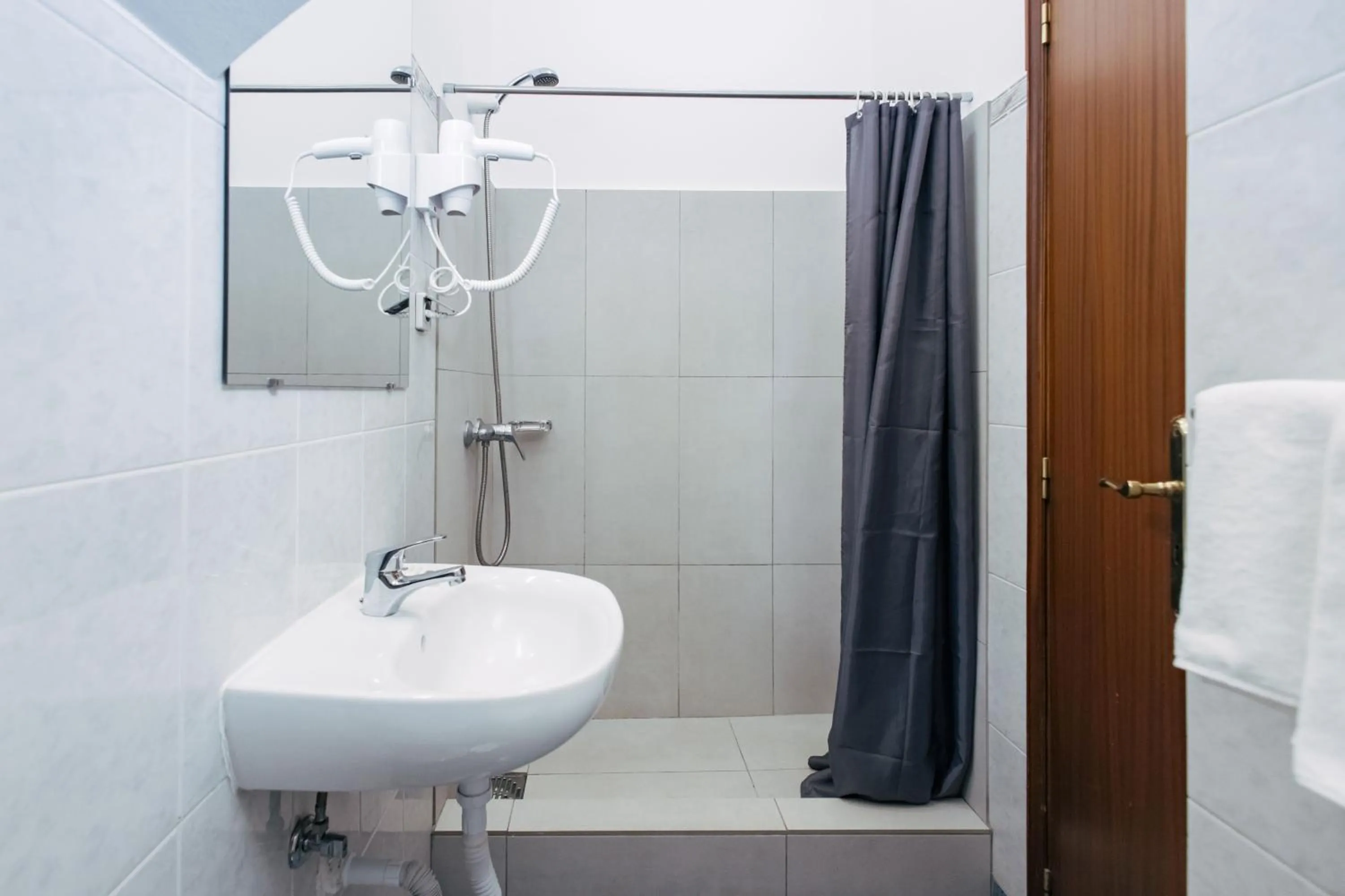 Toilet in Murças74 - Studio Apartments