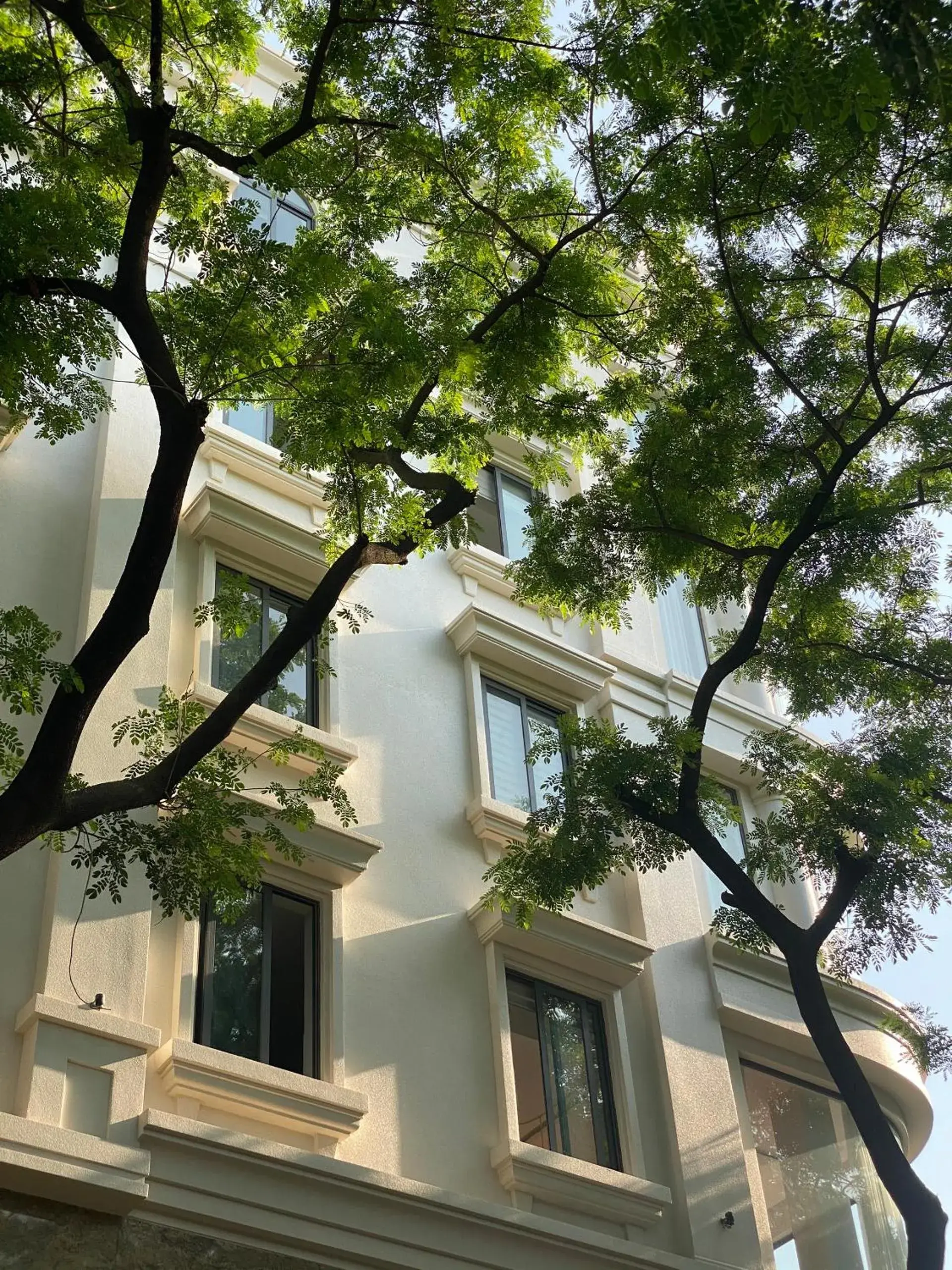 Property building in Mansion Park Hotel & Apartment Property building in Mansion Park Hotel & Apartment