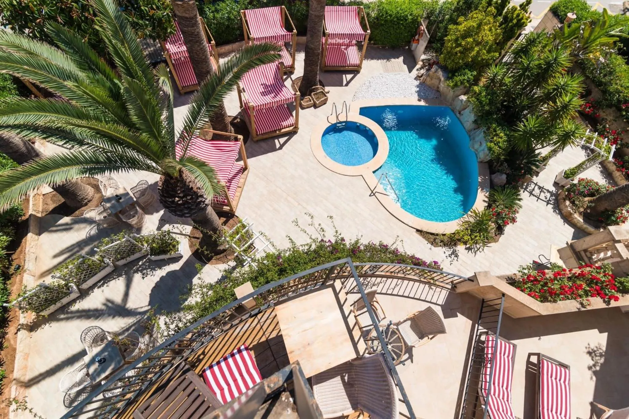 Bird's eye view in Villa Piccola by Cassai