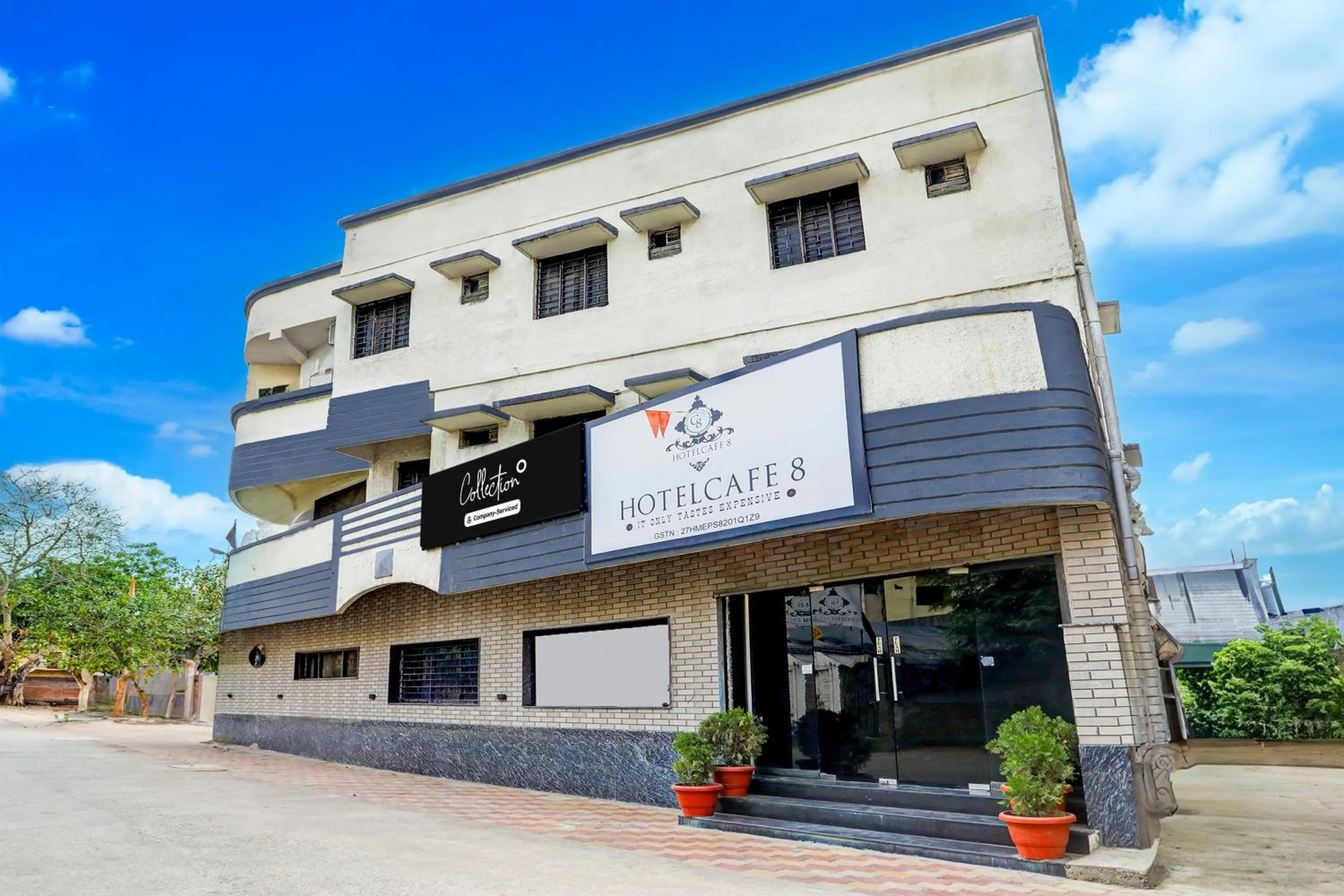 Property building in Super Collection O Hingna Road