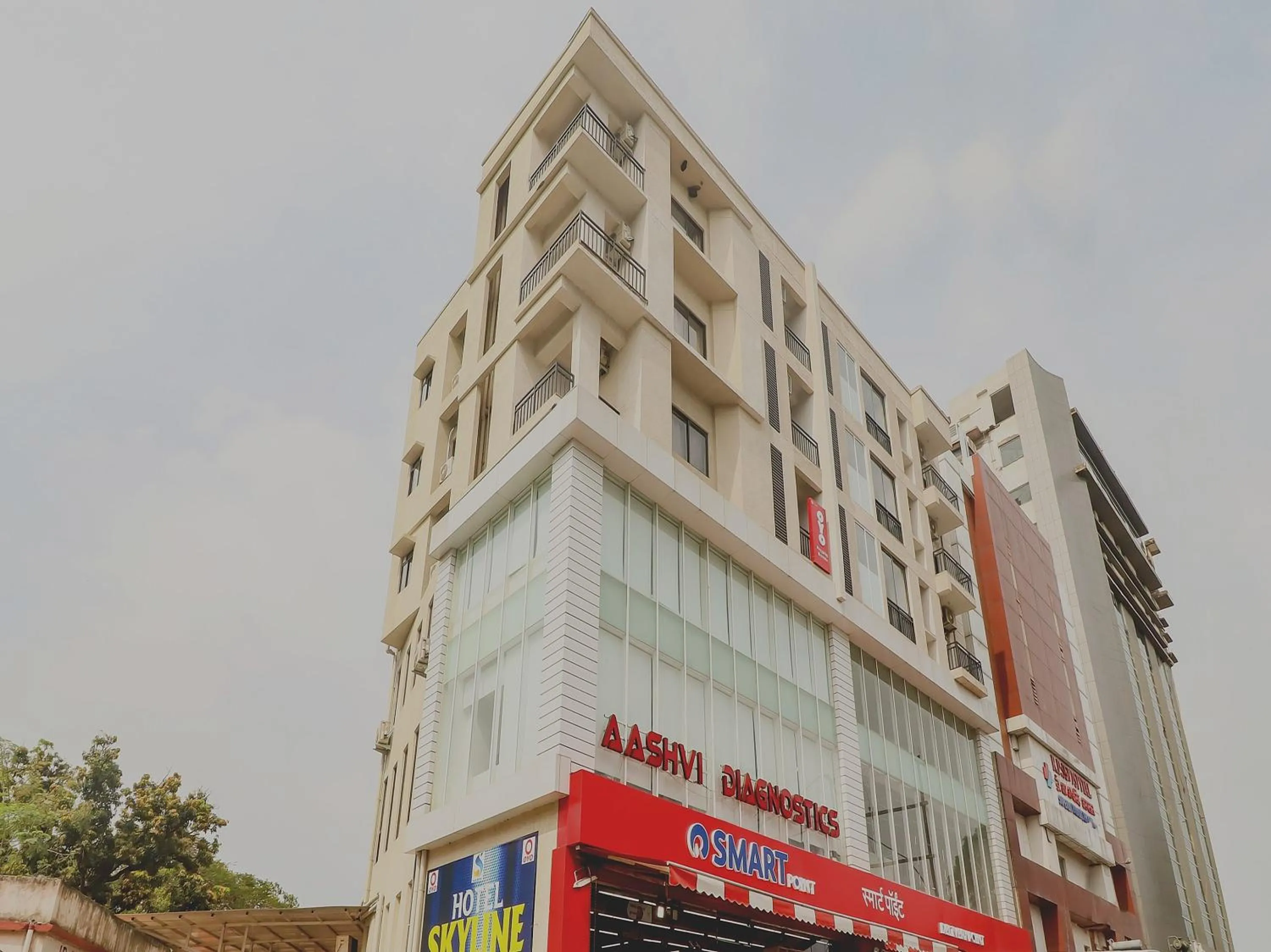 Facade/entrance in Super Hotel O Hotel Outline
