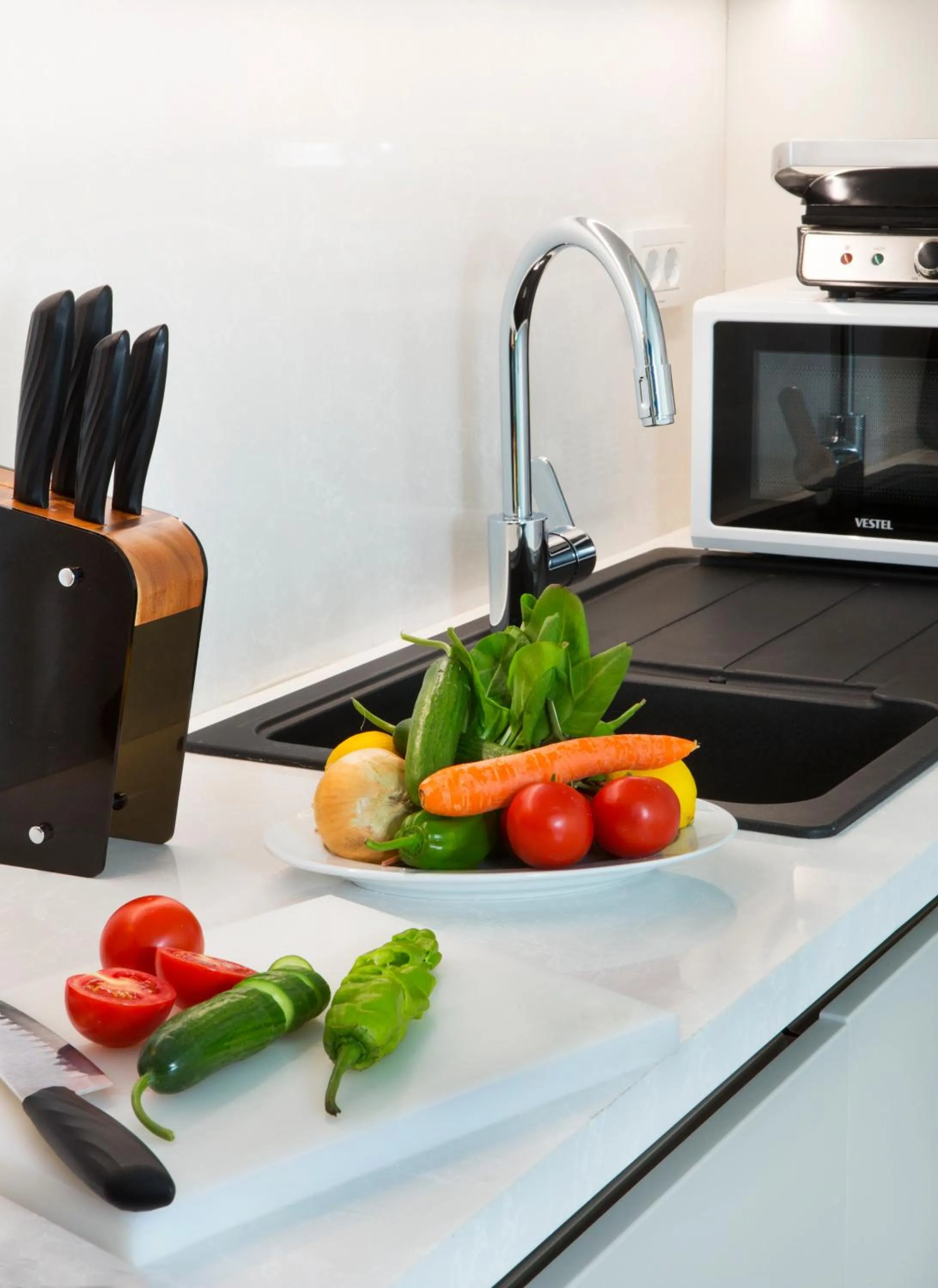 Kitchen or kitchenette in Garlon Residence