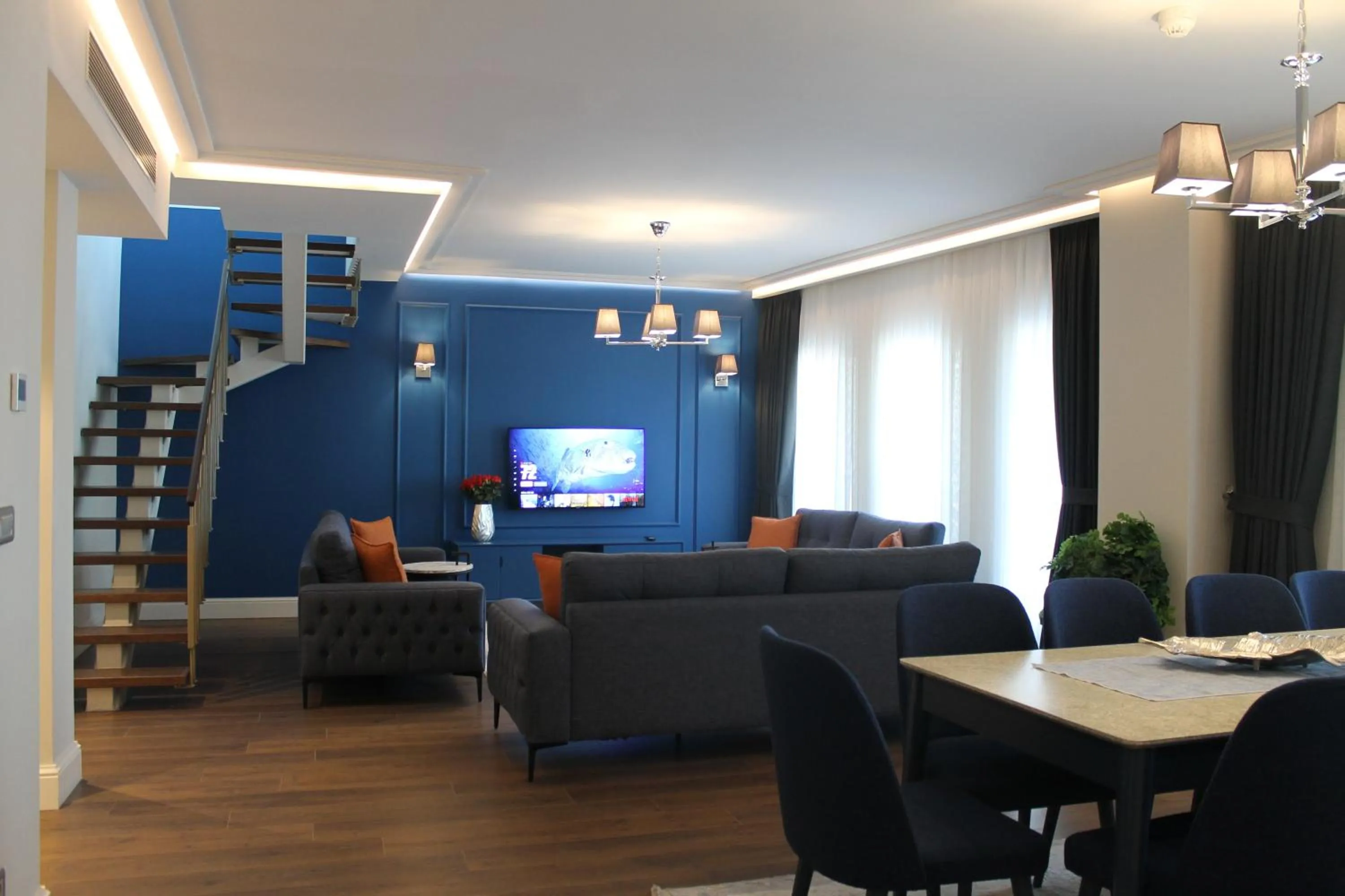 TV and multimedia in Garlon Residence