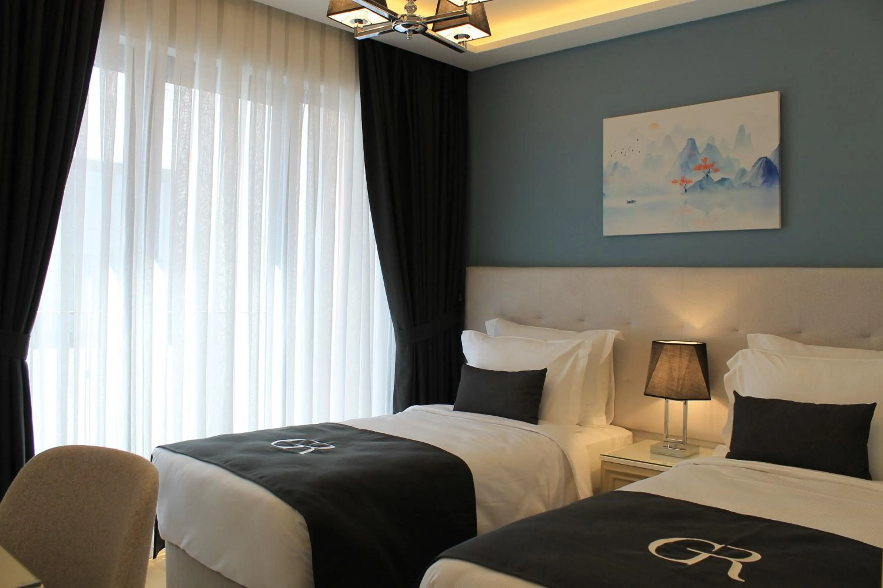 Bedroom, Bed in Garlon Residence