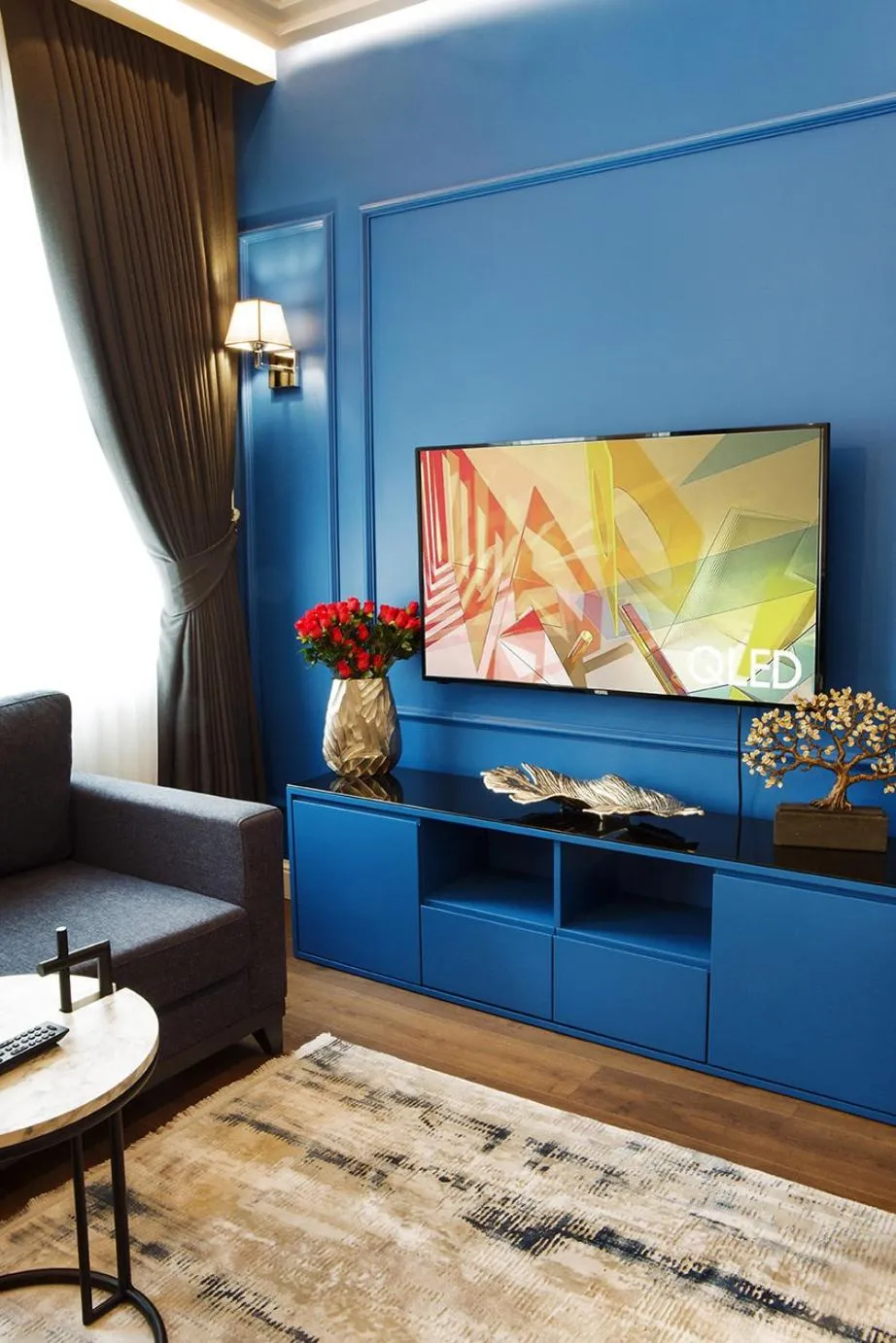 TV and multimedia in Garlon Residence