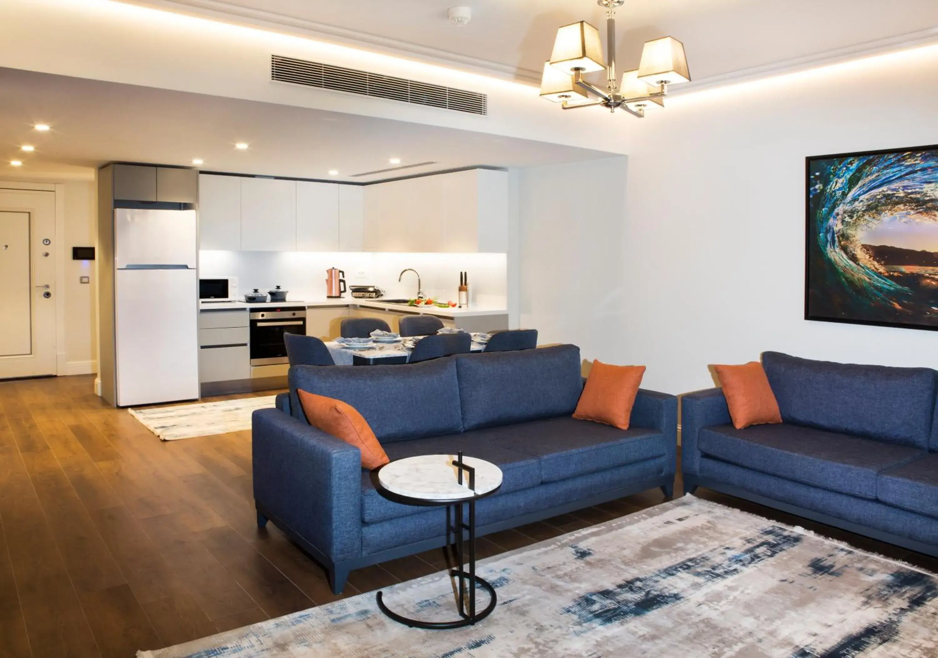 Facade/entrance in Garlon Residence Facade/entrance in Garlon Residence