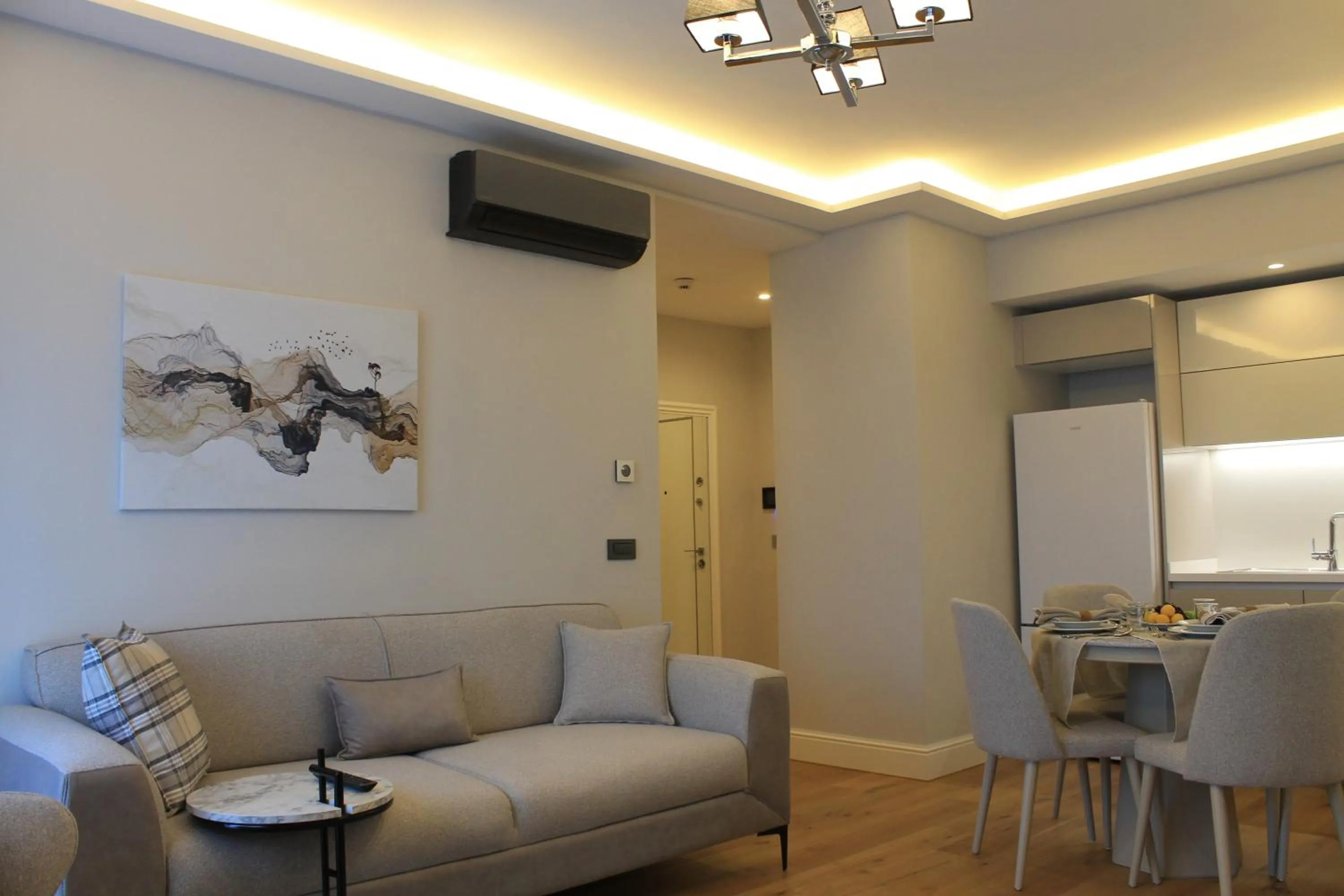 Living room in Garlon Residence