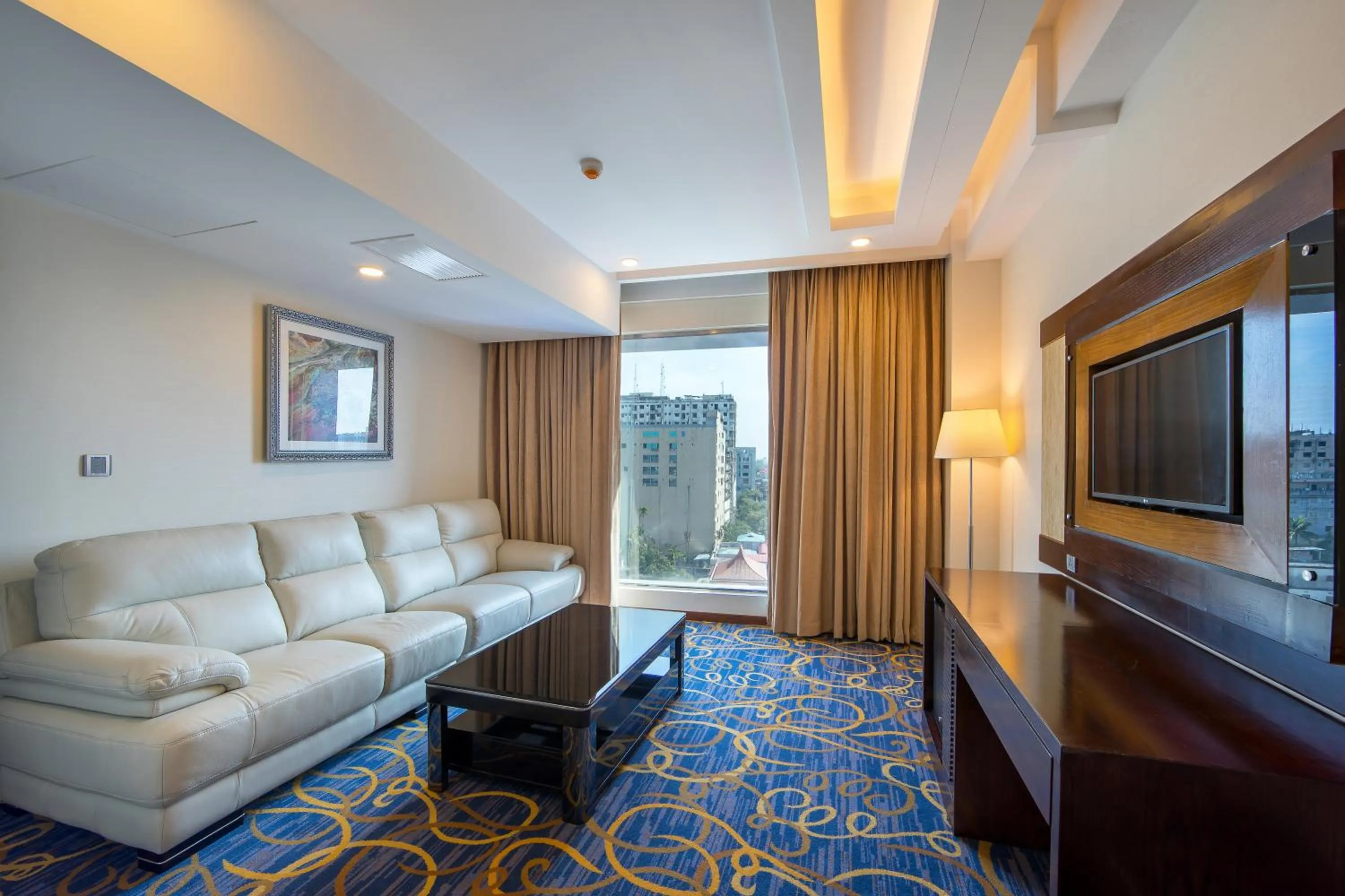 TV and multimedia in Grand Palace Hotel & Resort Sylhet