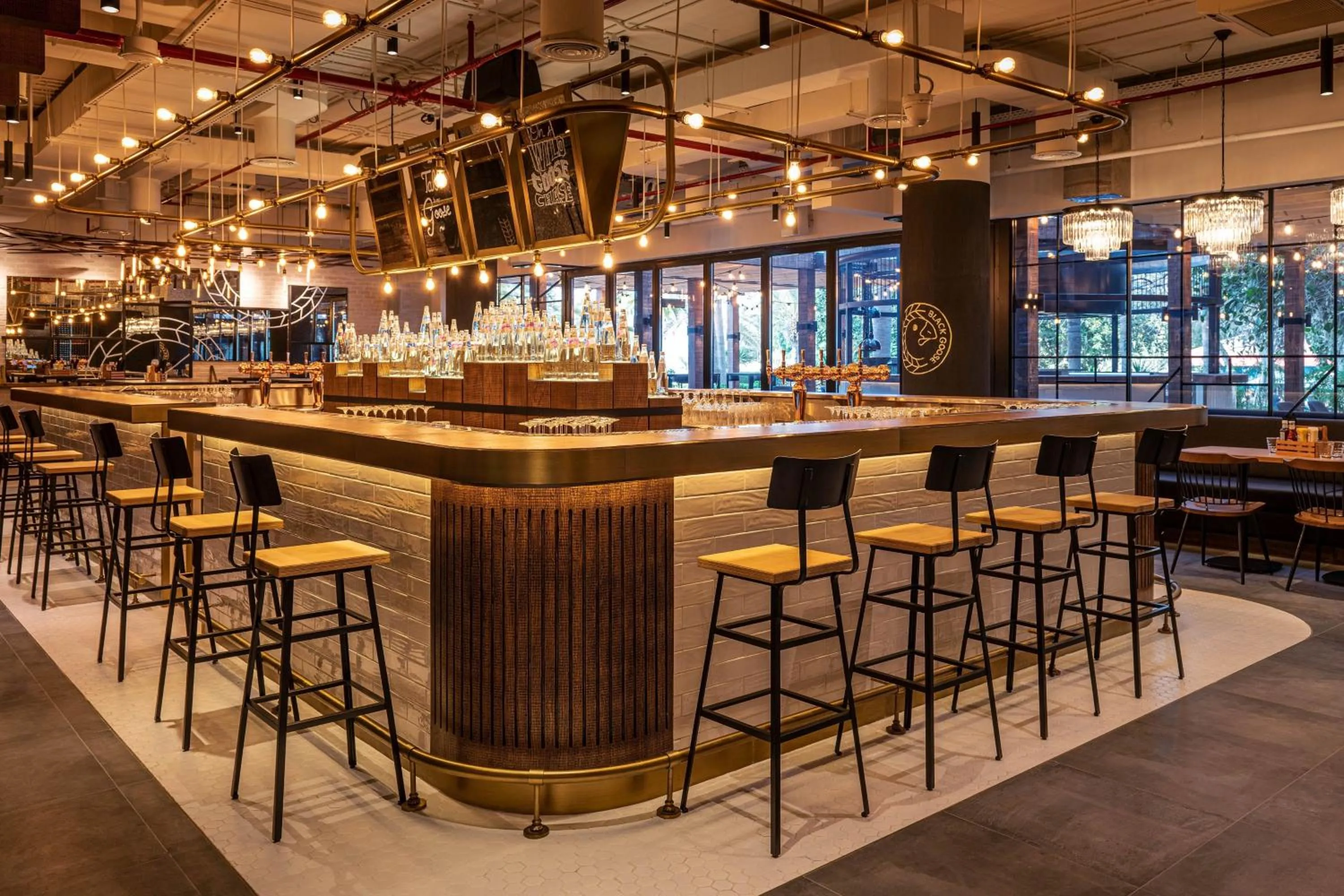 Restaurant/places to eat in Sheraton Jumeirah Beach Resort