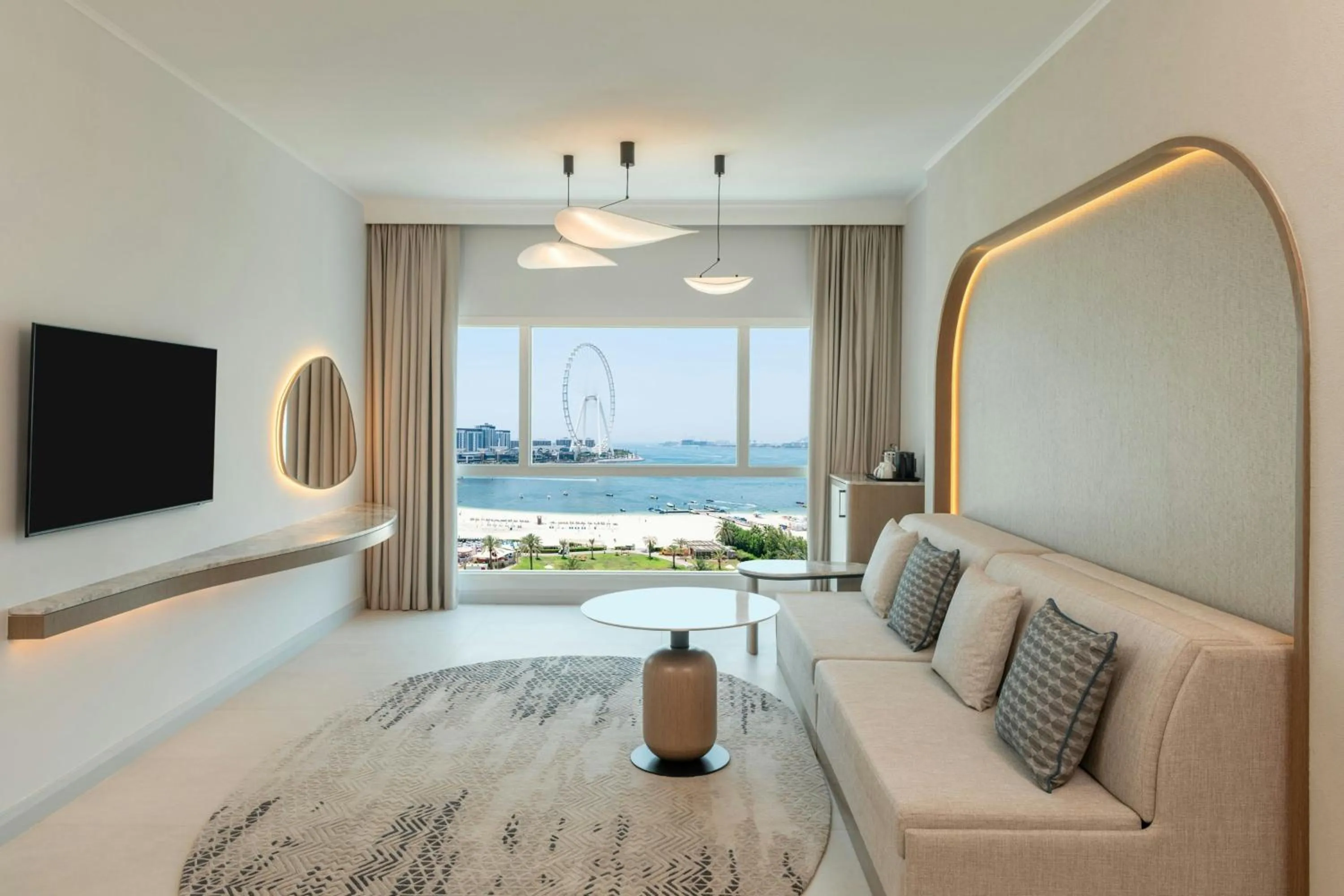 Photo of the whole room in Sheraton Jumeirah Beach Resort