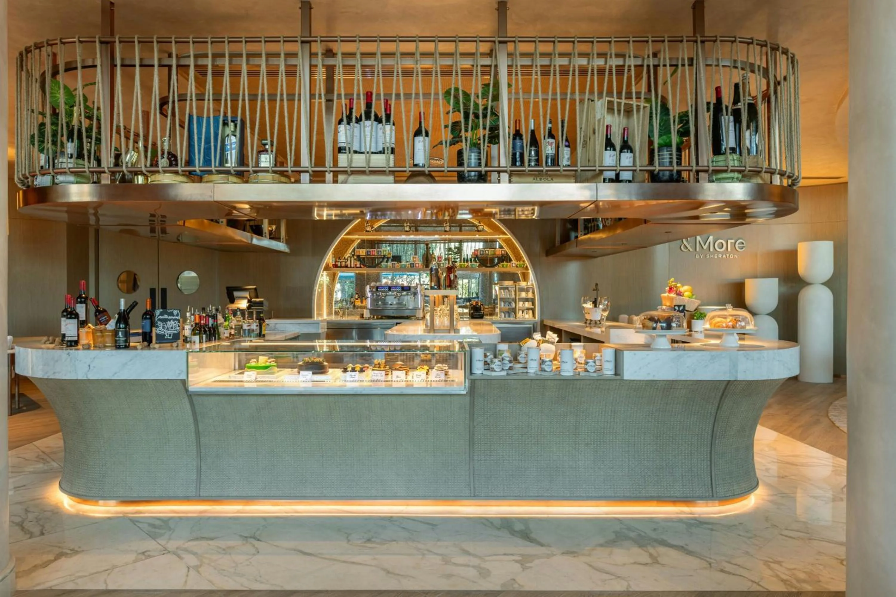 Restaurant/places to eat in Sheraton Jumeirah Beach Resort