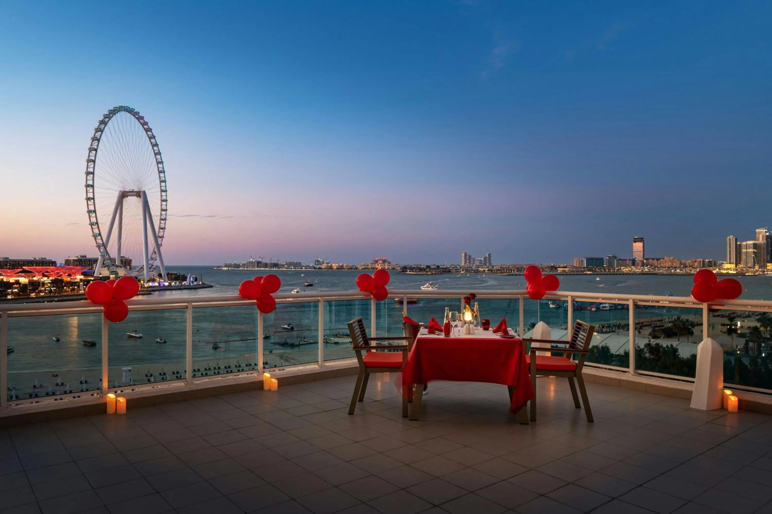 Restaurant/places to eat in Sheraton Jumeirah Beach Resort