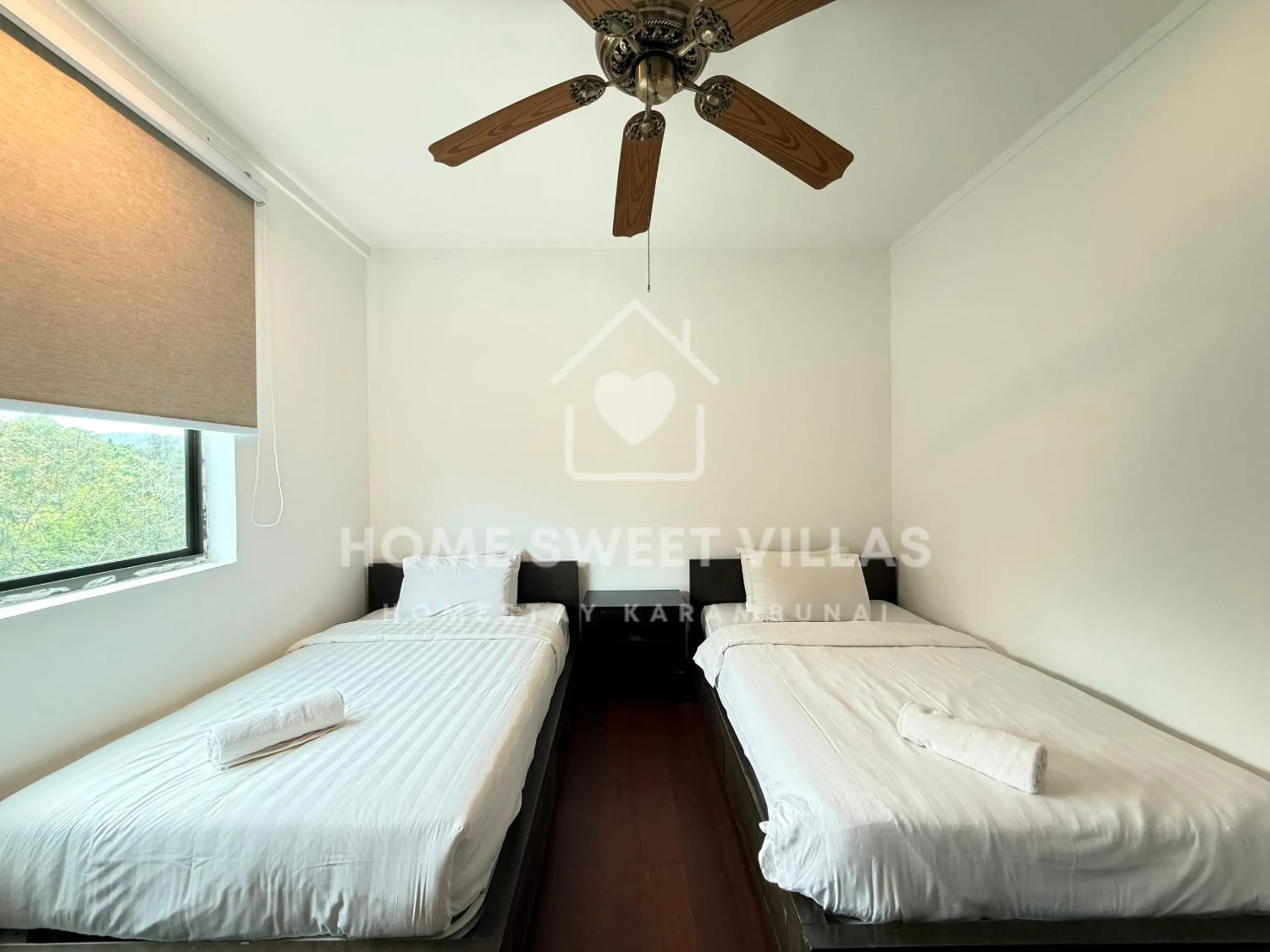 Bedroom, Bed in Home Sweet Villas, Karambunai