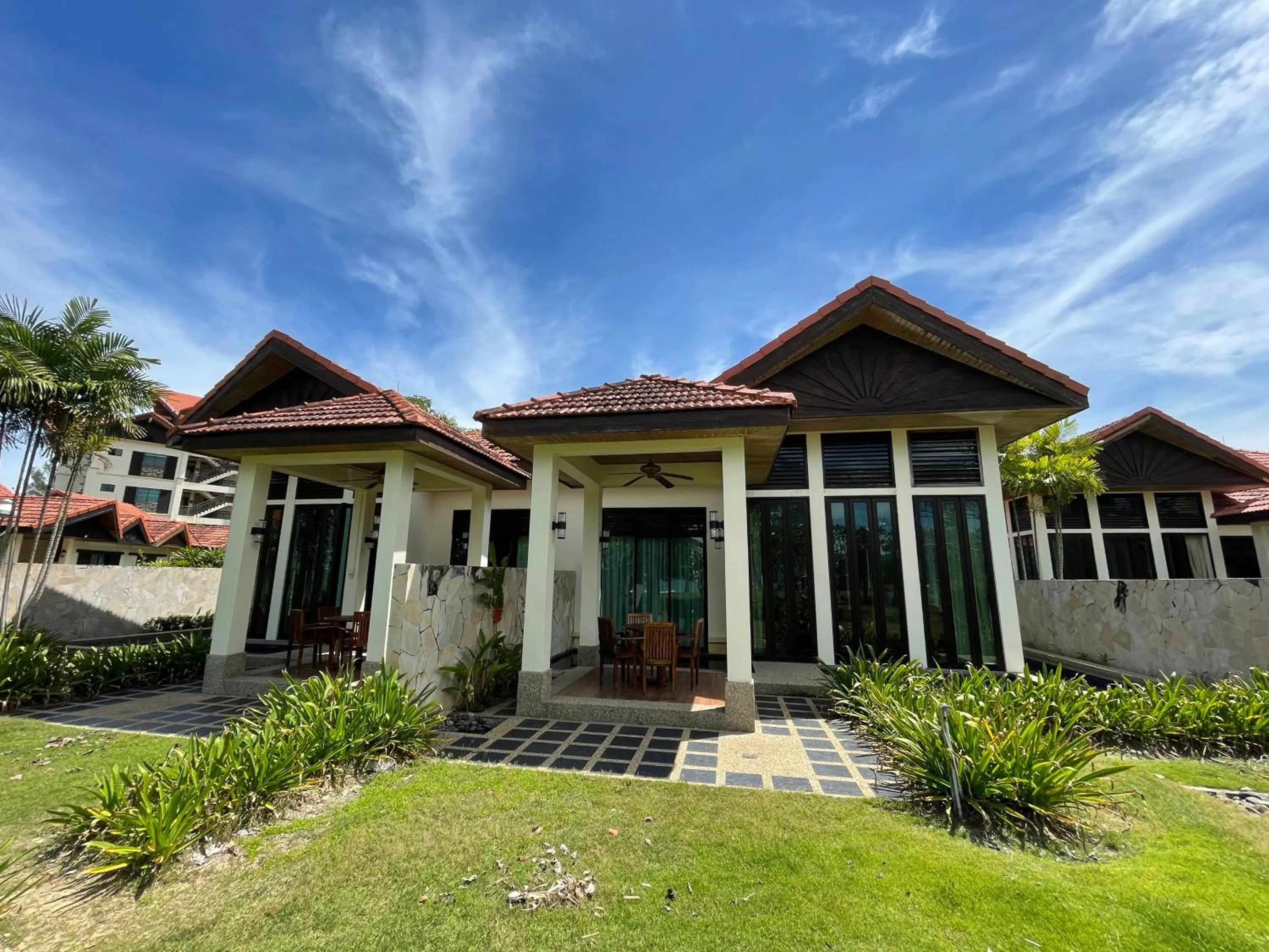 Property building in Home Sweet Villas, Karambunai
