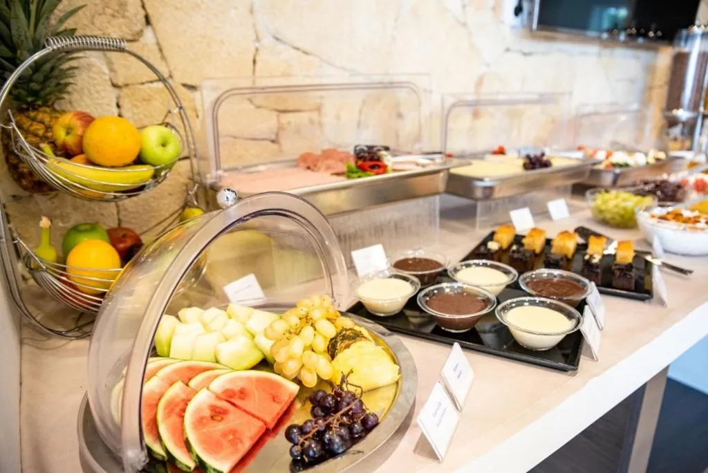 Buffet breakfast in Lagaria Hotel Asprovalta