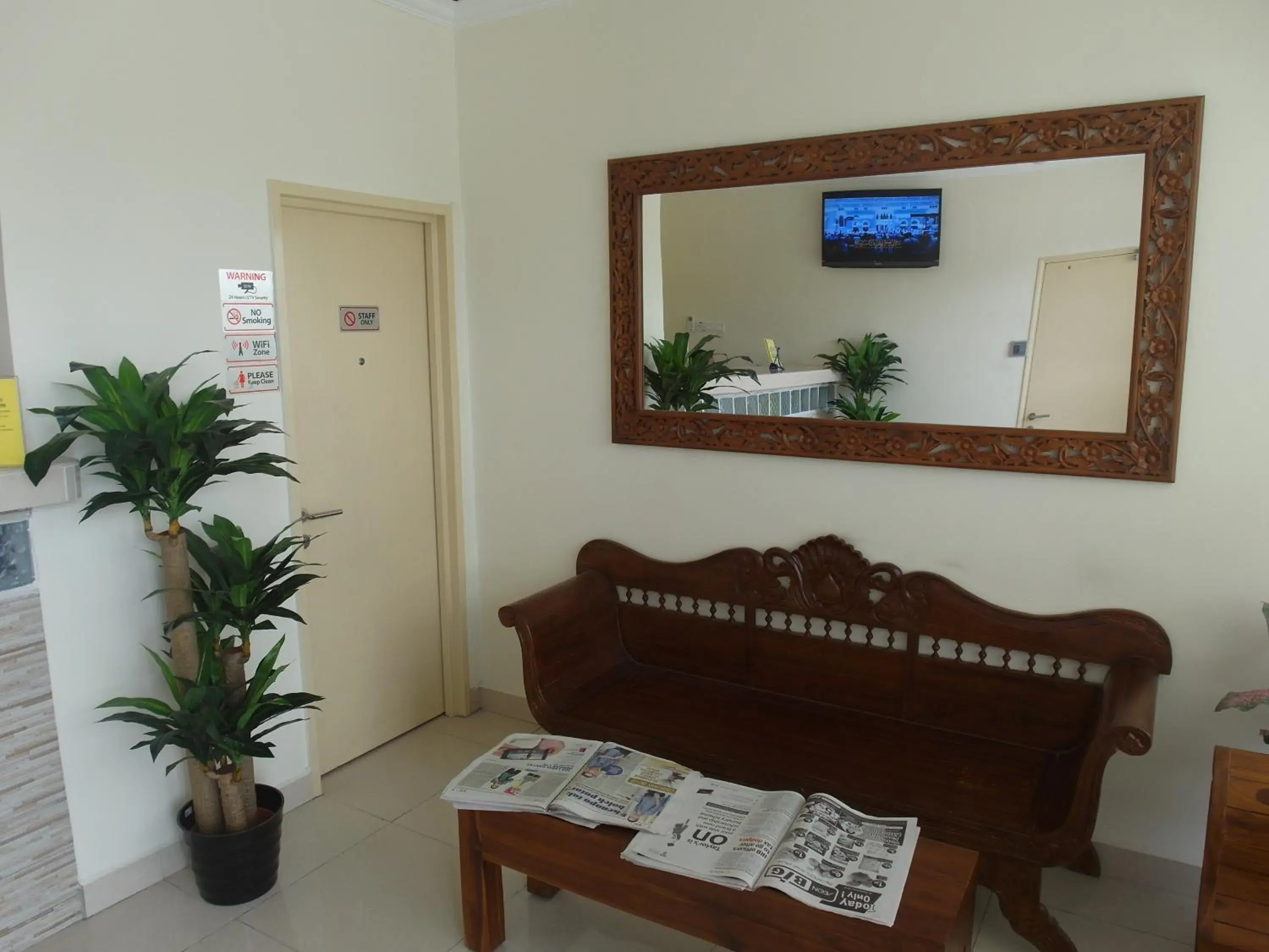 Lobby or reception in Sun Inns Hotel Equine, Seri Kembangan Lobby or reception in Sun Inns Hotel Equine, Seri Kembangan