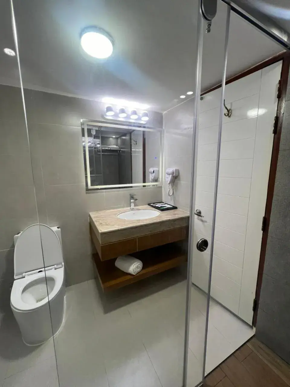 Superior Double Room in Hotel Kollol by J&Z Group Superior Double Room in Hotel Kollol by J&Z Group