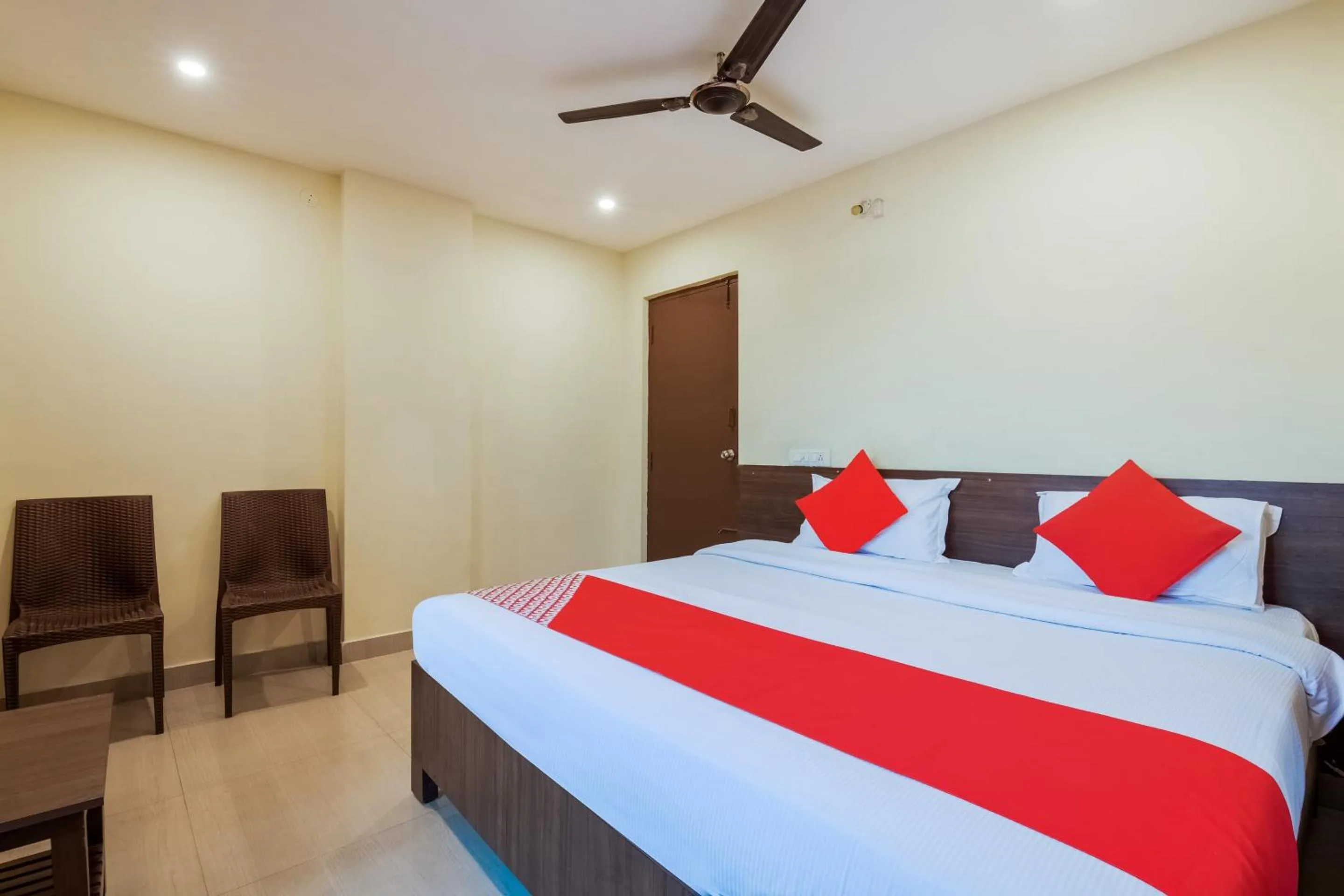 Bedroom in Hotel O Anu Grand